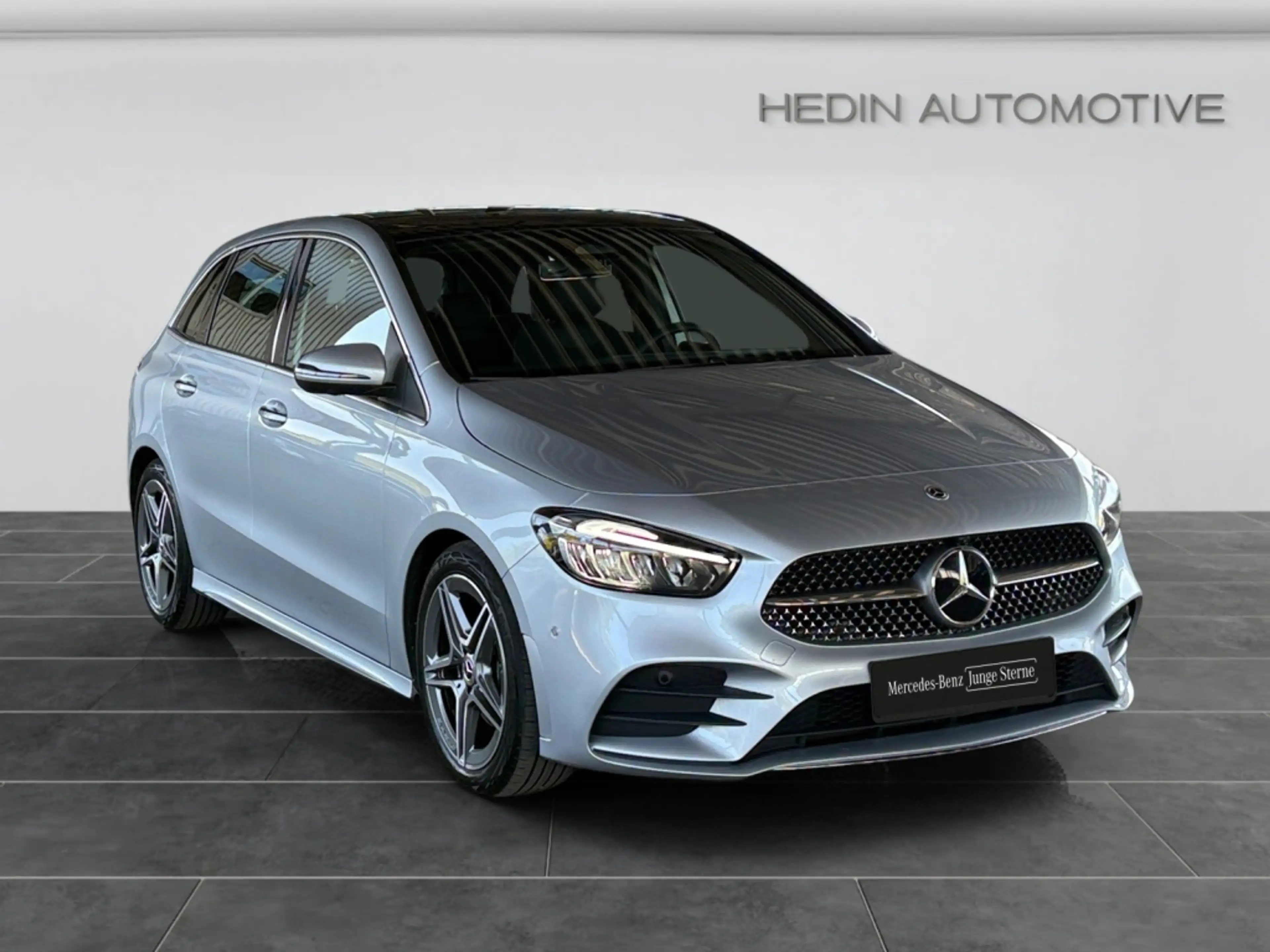 Mercedes-Benz B 200 d AMG|LED|AMB|DISTR+|PANO|360°|AHK|SHZ|CarP — photo 8