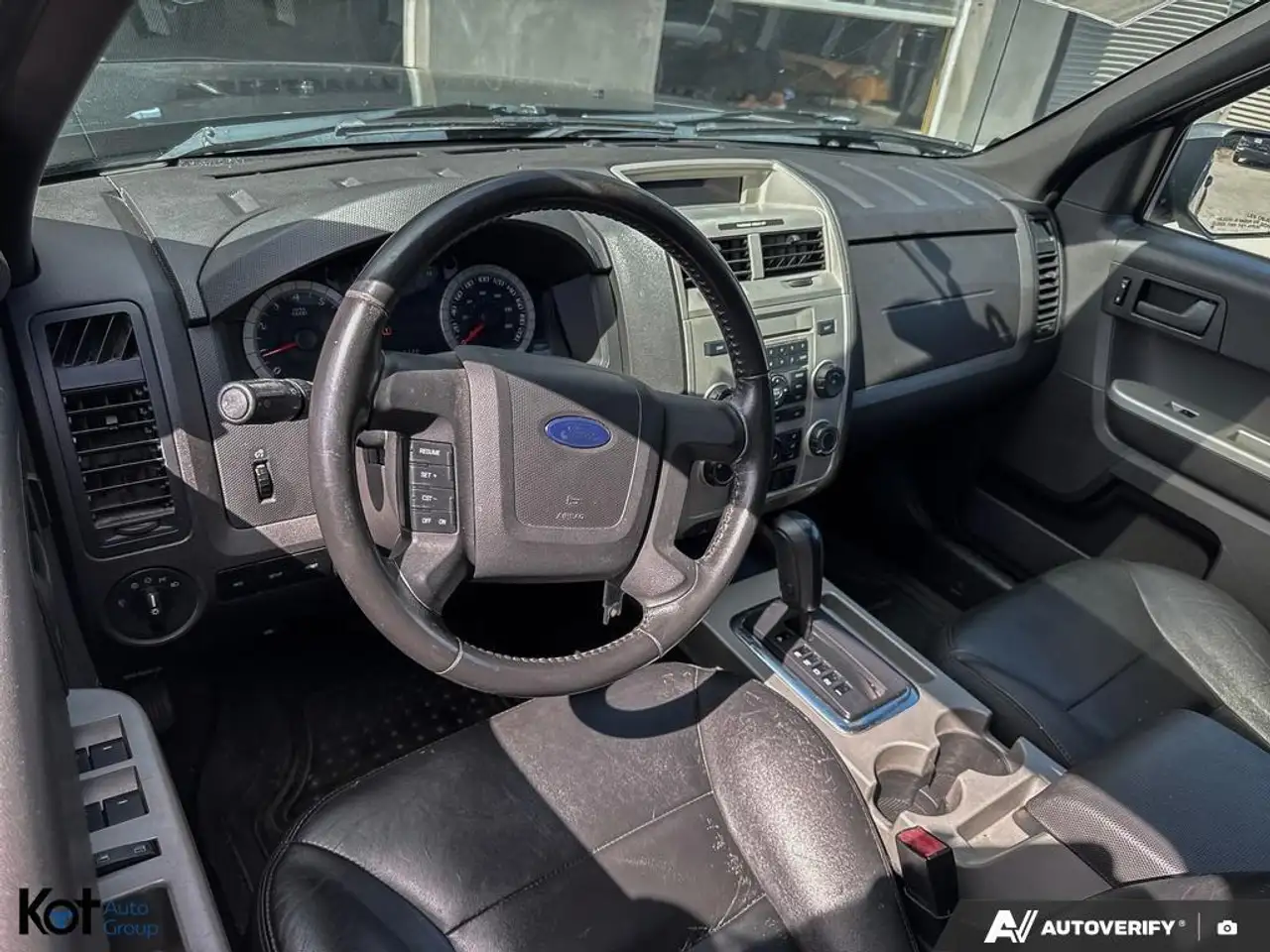 Ford Escape снимка Ford Escape