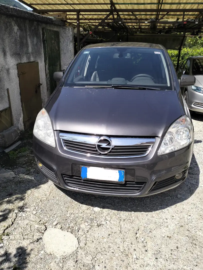 Opel Zafira 1.8 Cosmo 140cv easytronic - 1