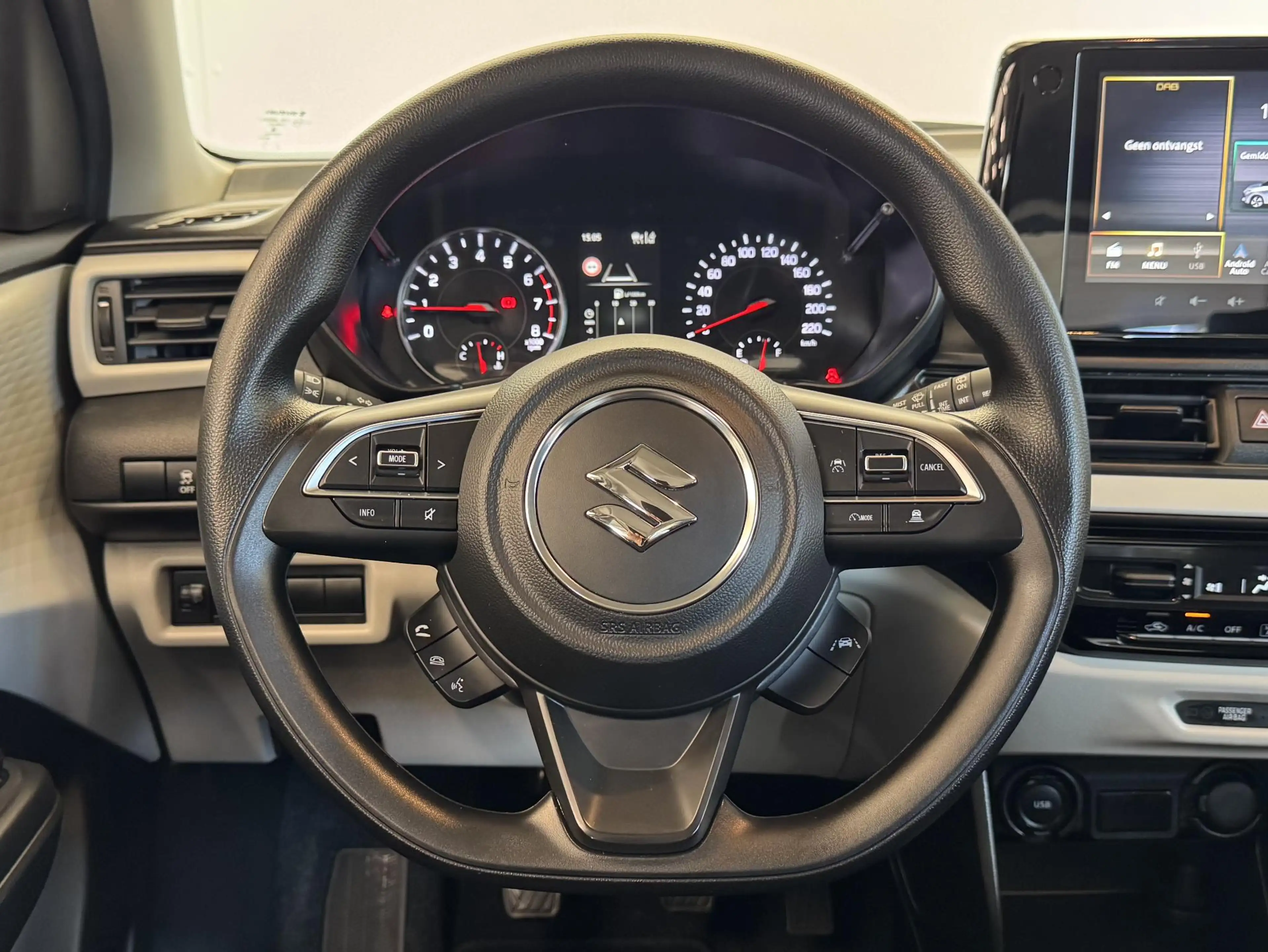 Suzuki Swift 1.2 Comfort Smart Hybrid | Keyless | APP Connect | — photo 14