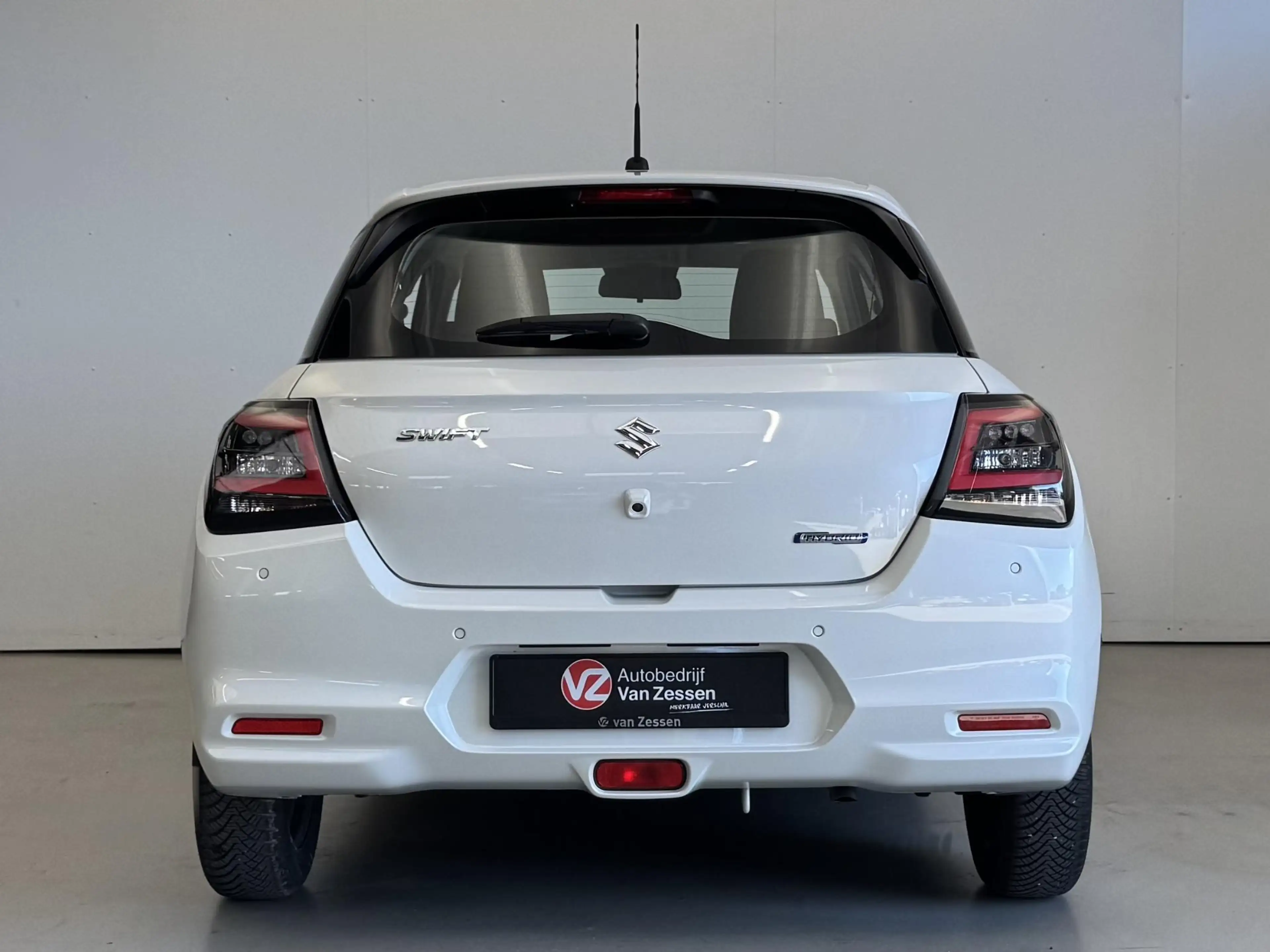 Suzuki Swift 1.2 Comfort Smart Hybrid | Keyless | APP Connect | — photo 6