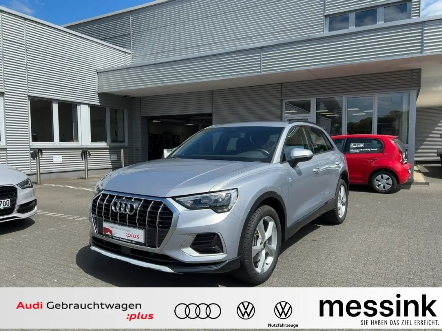 Audi Q3 quattro*advanced*Navi*AHK*Kamera*phone box* Argent - 1