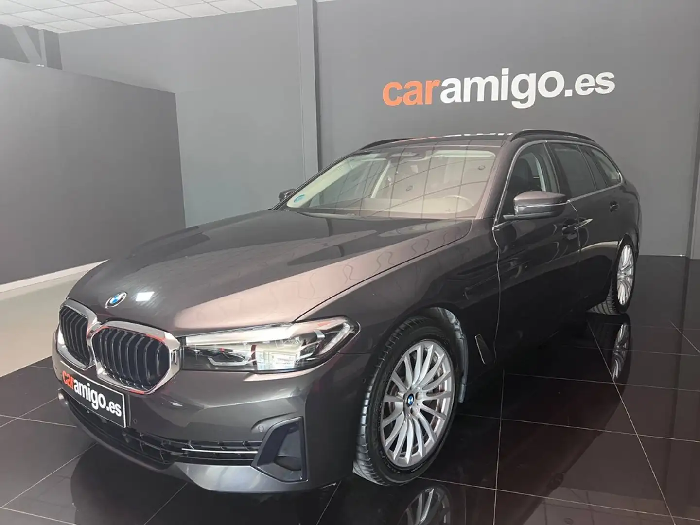 BMW 530 530e xDrive Touring Gris - 2