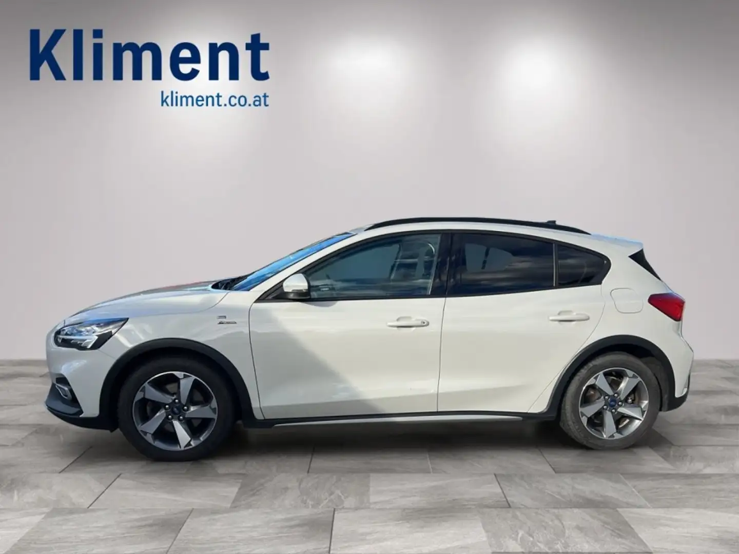 Ford Focus 1,5 EcoBlue Active Automatik Blanc - 2