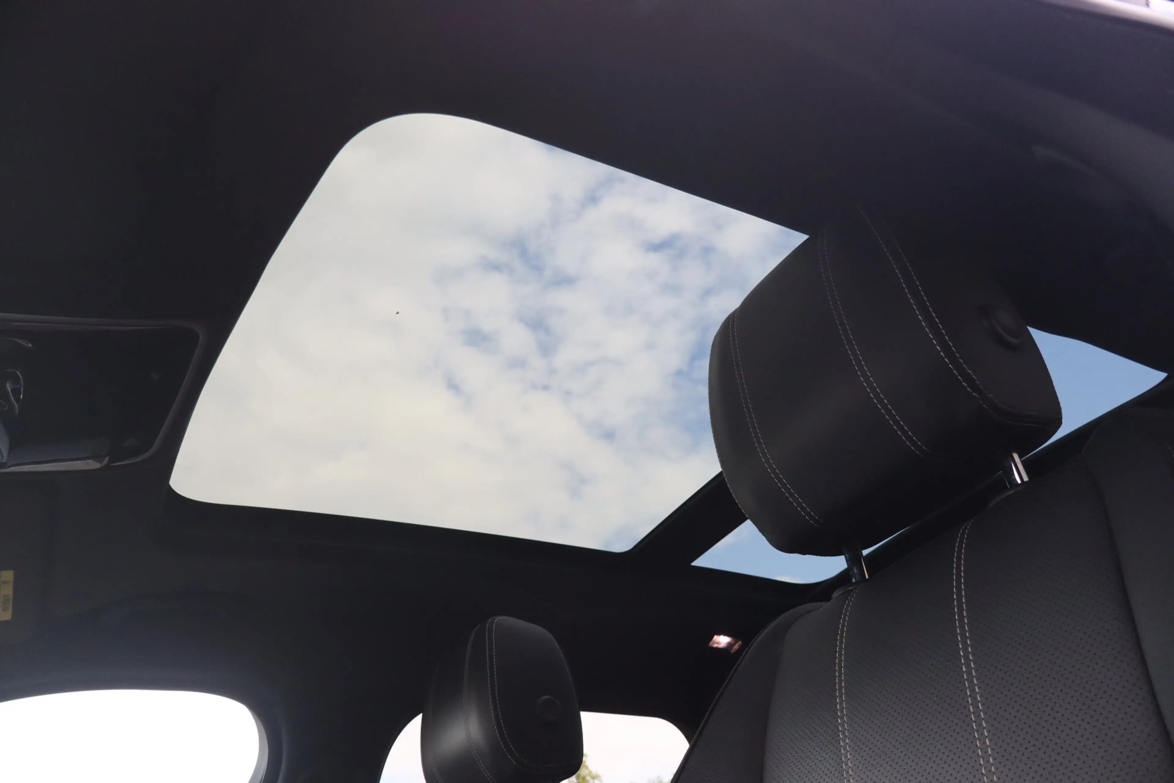 Land Rover Range Rover Velar 3.0 D300 AWD HSE Pano I Meridian I Elek Trekhaak — photo 26