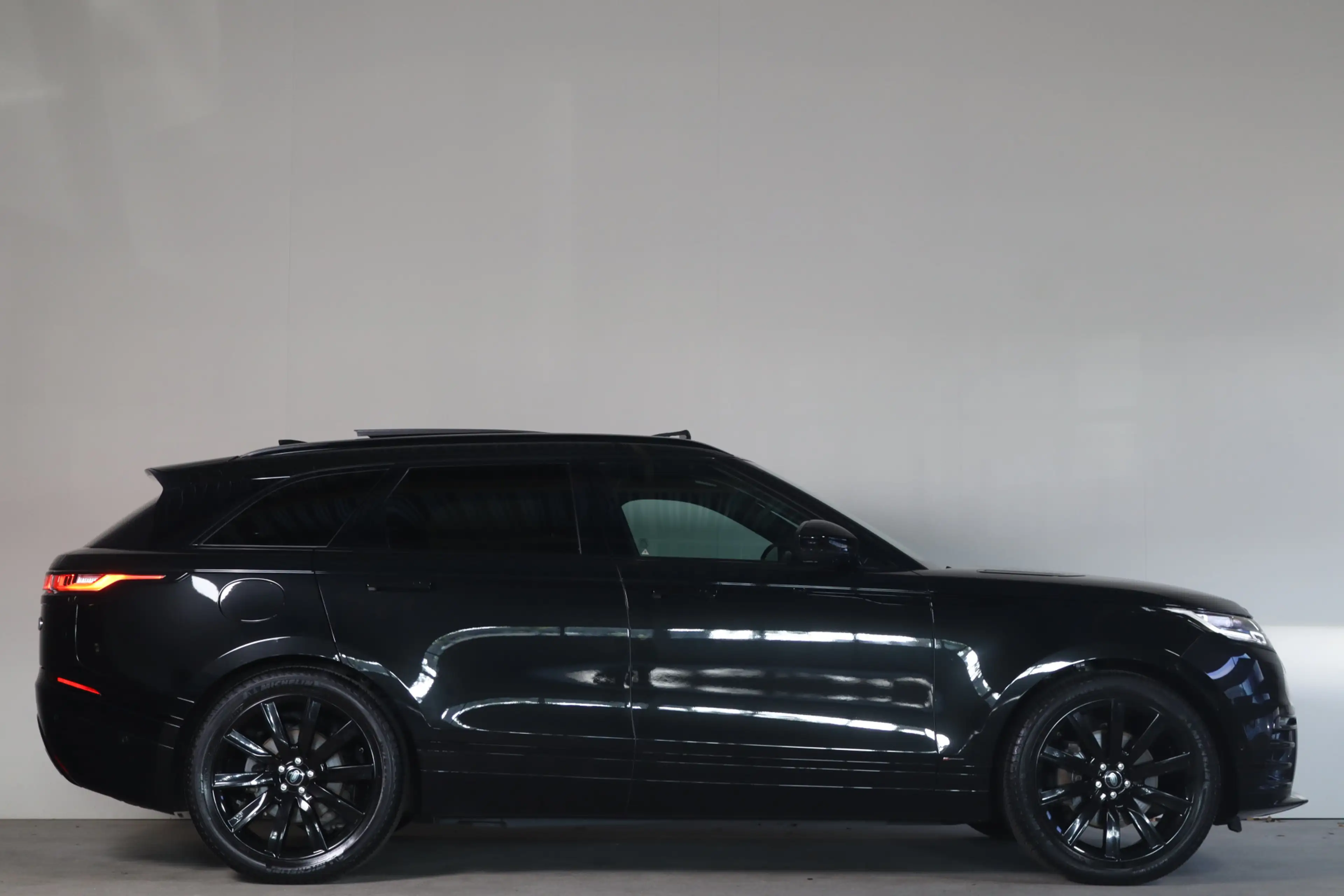 Land Rover Range Rover Velar 3.0 D300 AWD HSE Pano I Meridian I Elek Trekhaak — photo 15