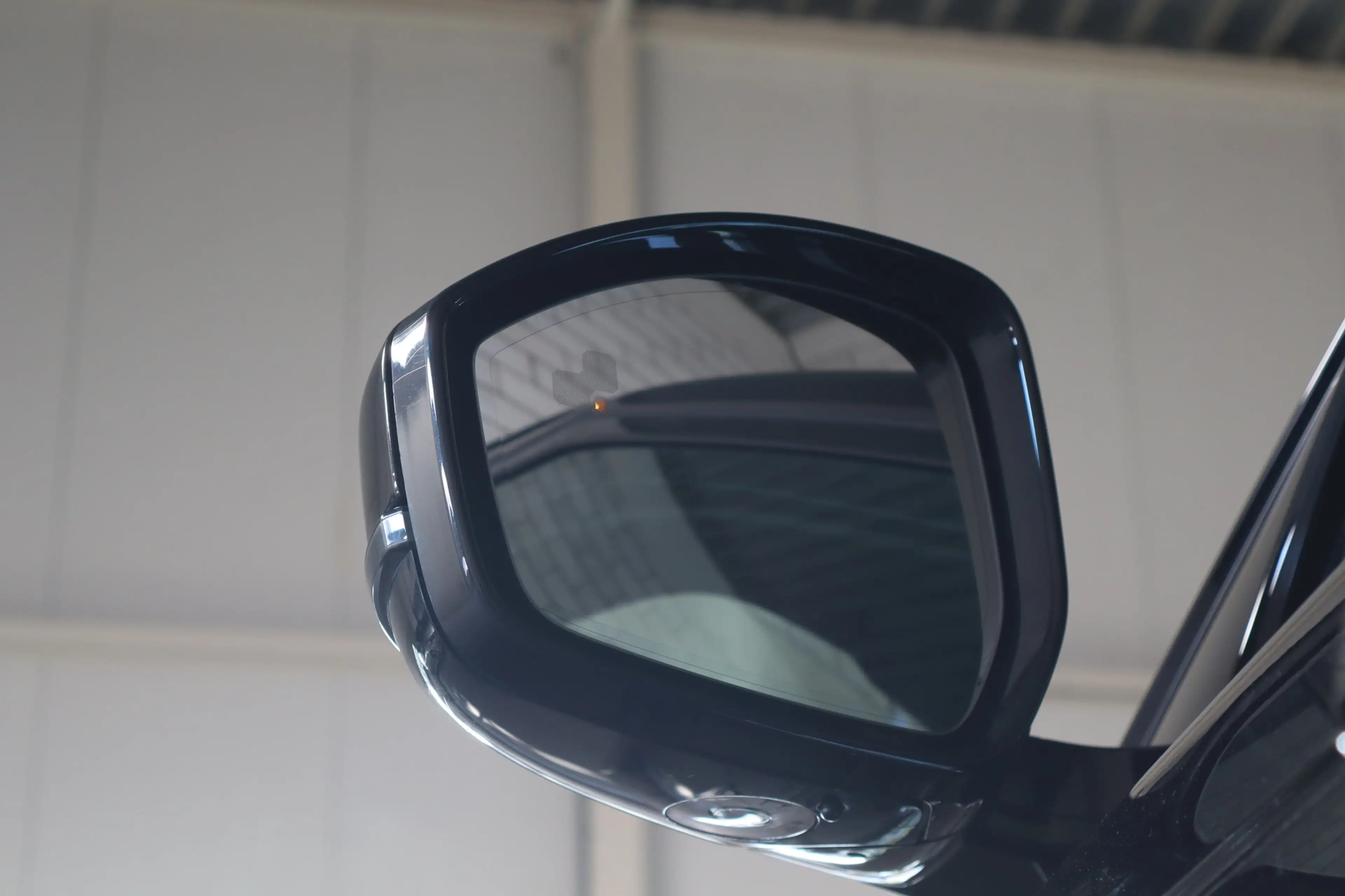 Land Rover Range Rover Velar 3.0 D300 AWD HSE Pano I Meridian I Elek Trekhaak — photo 24