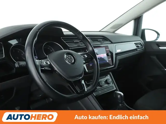 Volkswagen Touran view 11
