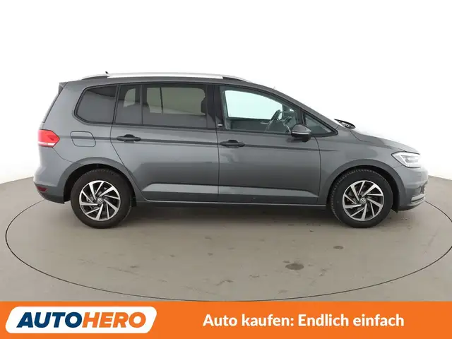 Volkswagen Touran view 7