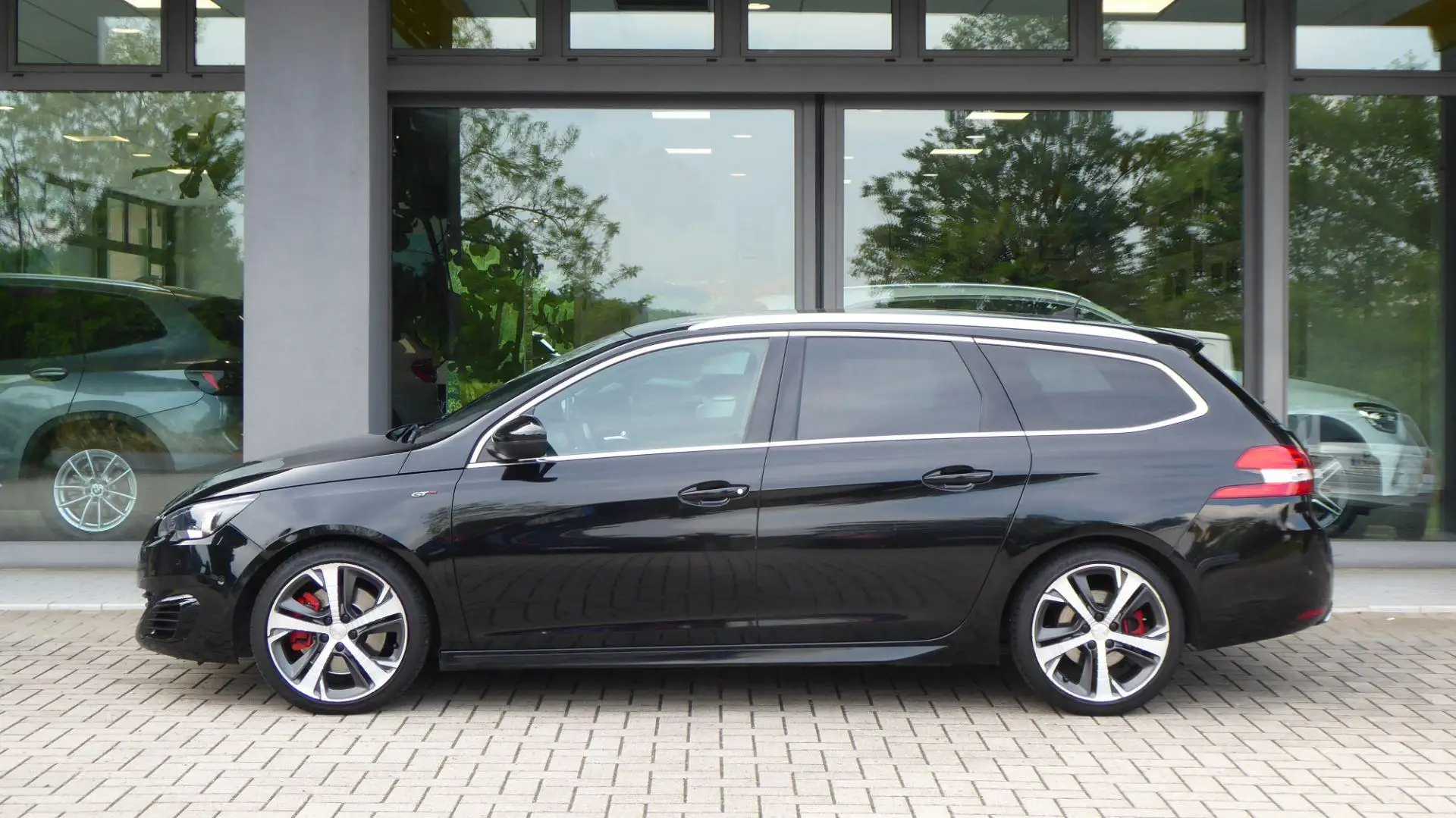 Peugeot 308 BlueHDi 180 S&S EAT6 SW GT Negro - 2