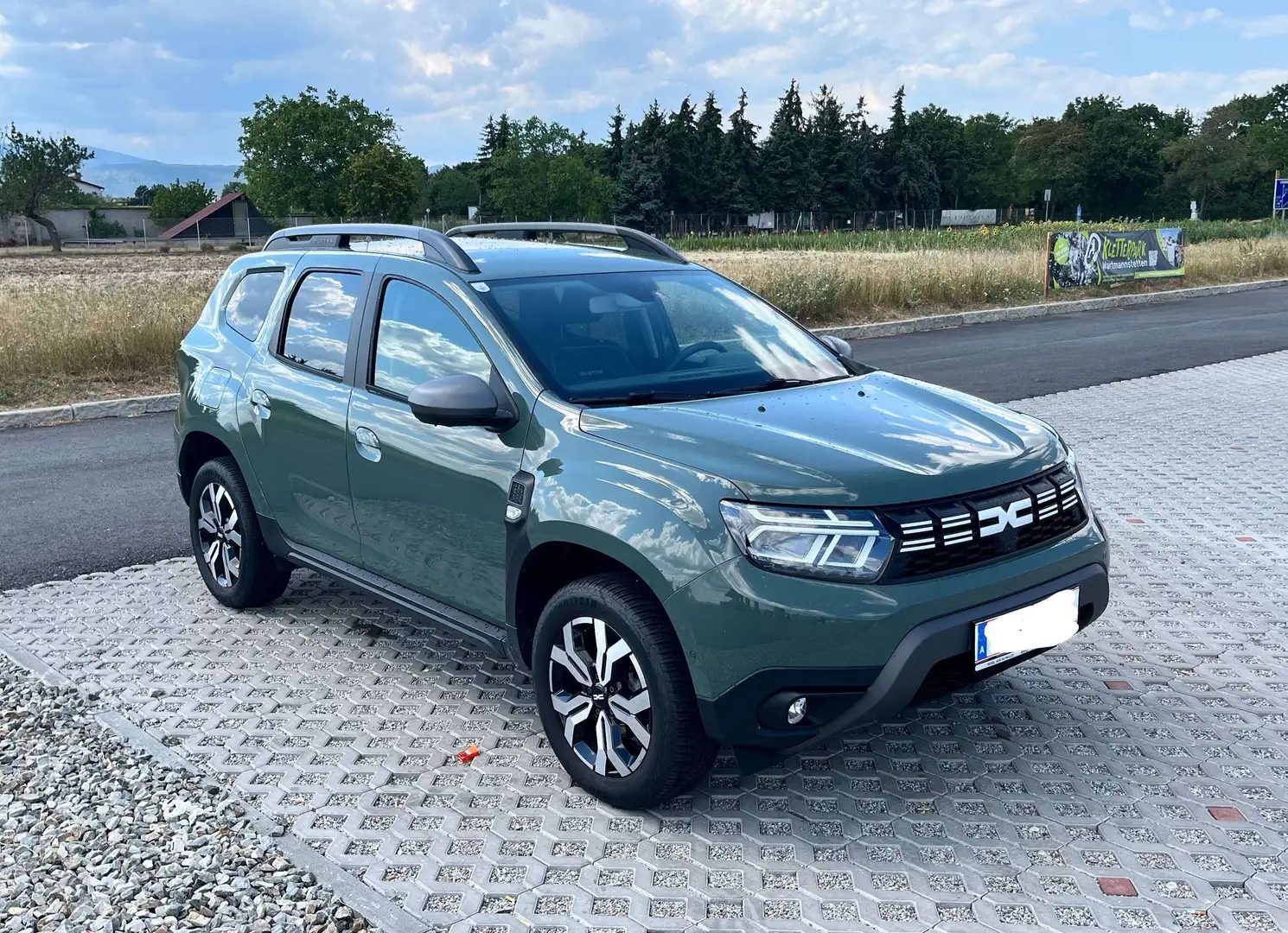 Dacia Duster Journey Blue dCi 115 4WD Grün - 2