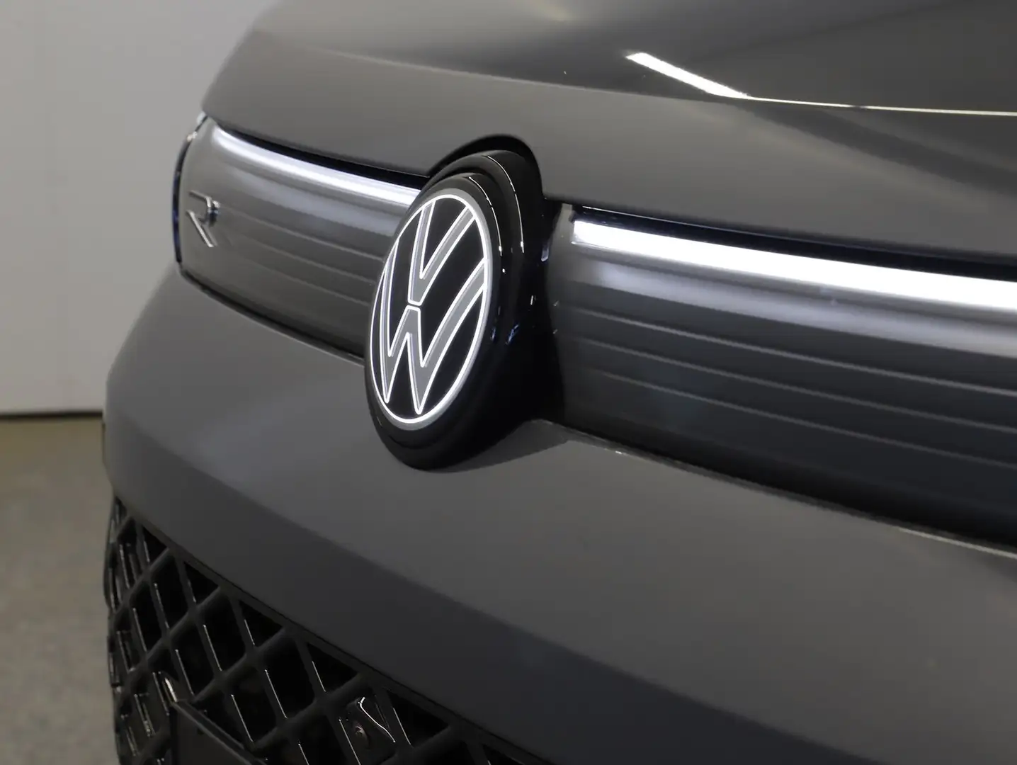 Volkswagen Tiguan Sport eHybrid DSG 150 kW Grau - 2