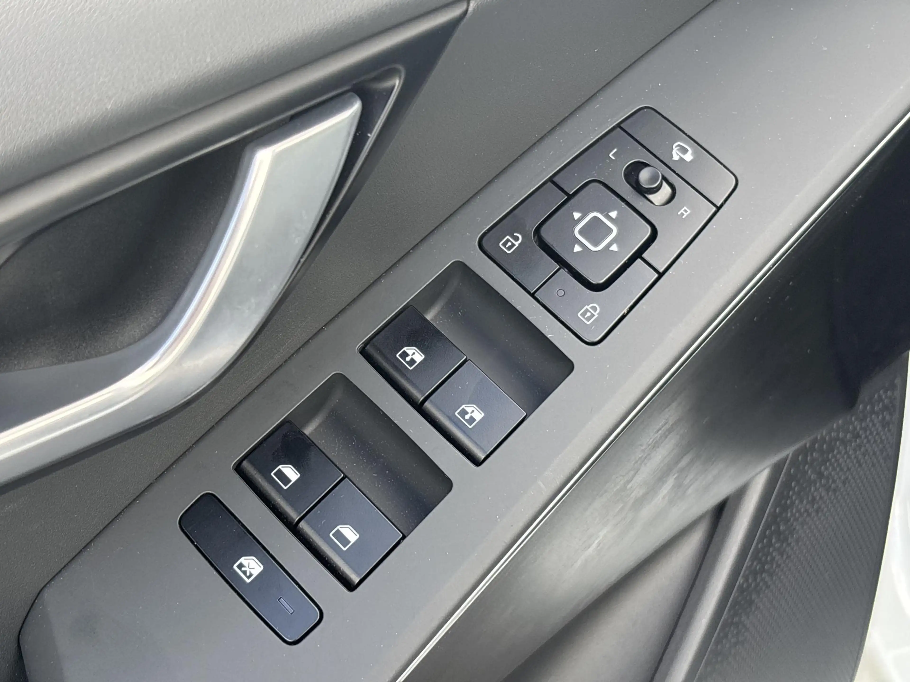 Kia e-Niro EV DynamicLine 64.8 kWh Eerste eigenaar, Volledig — photo 12