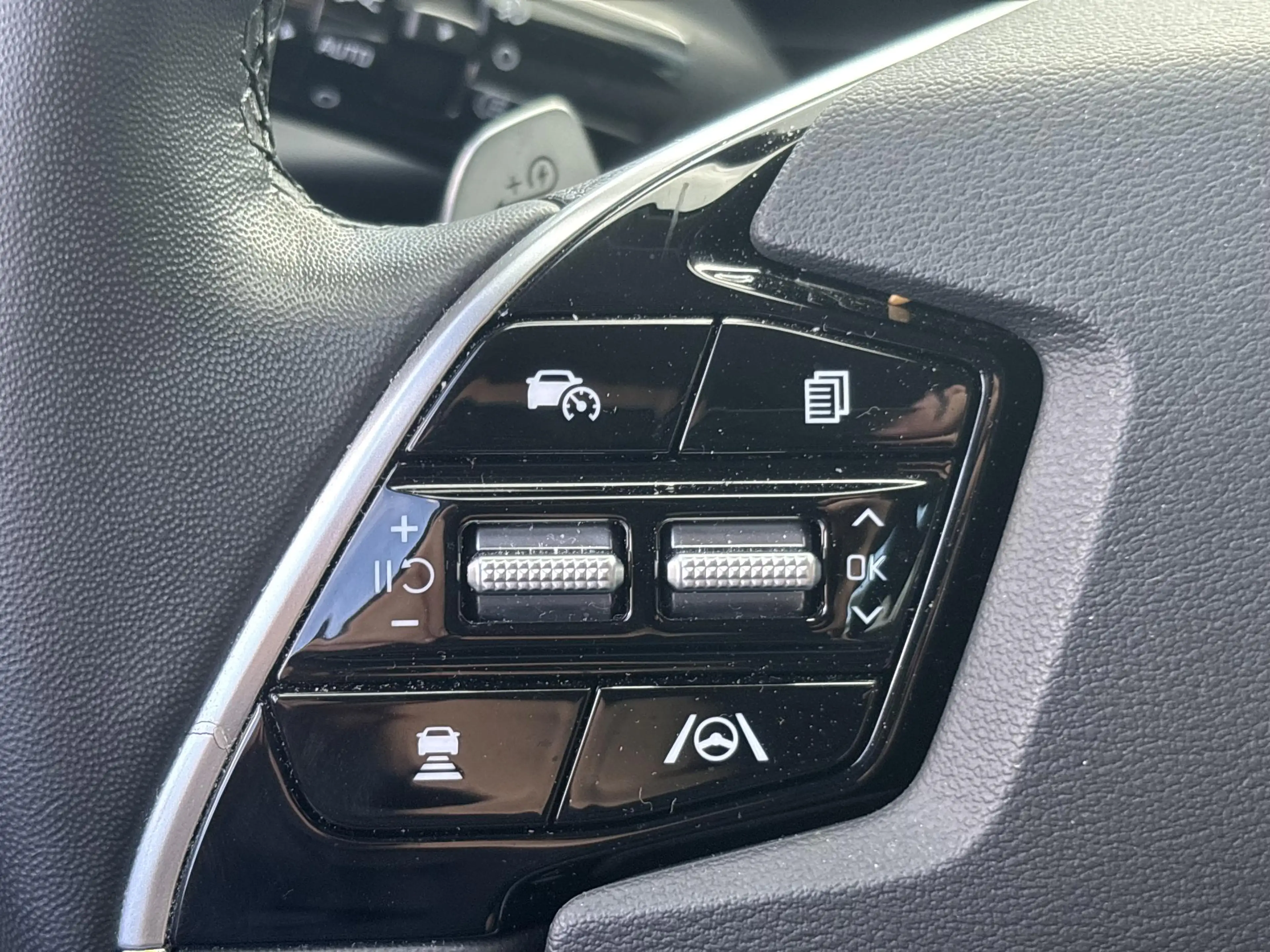Kia e-Niro EV DynamicLine 64.8 kWh Eerste eigenaar, Volledig — photo 10