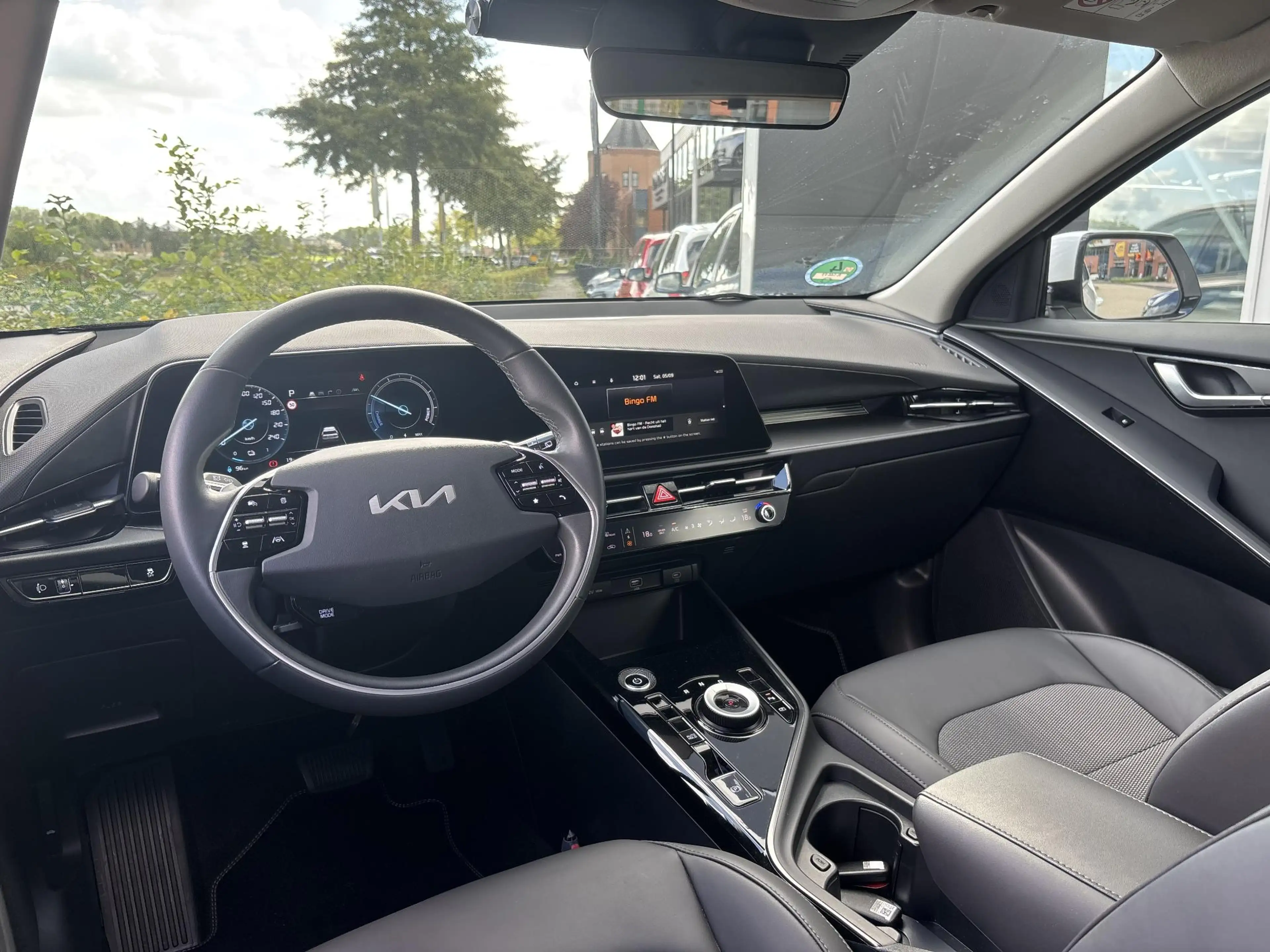 Kia e-Niro EV DynamicLine 64.8 kWh Eerste eigenaar, Volledig — photo 9