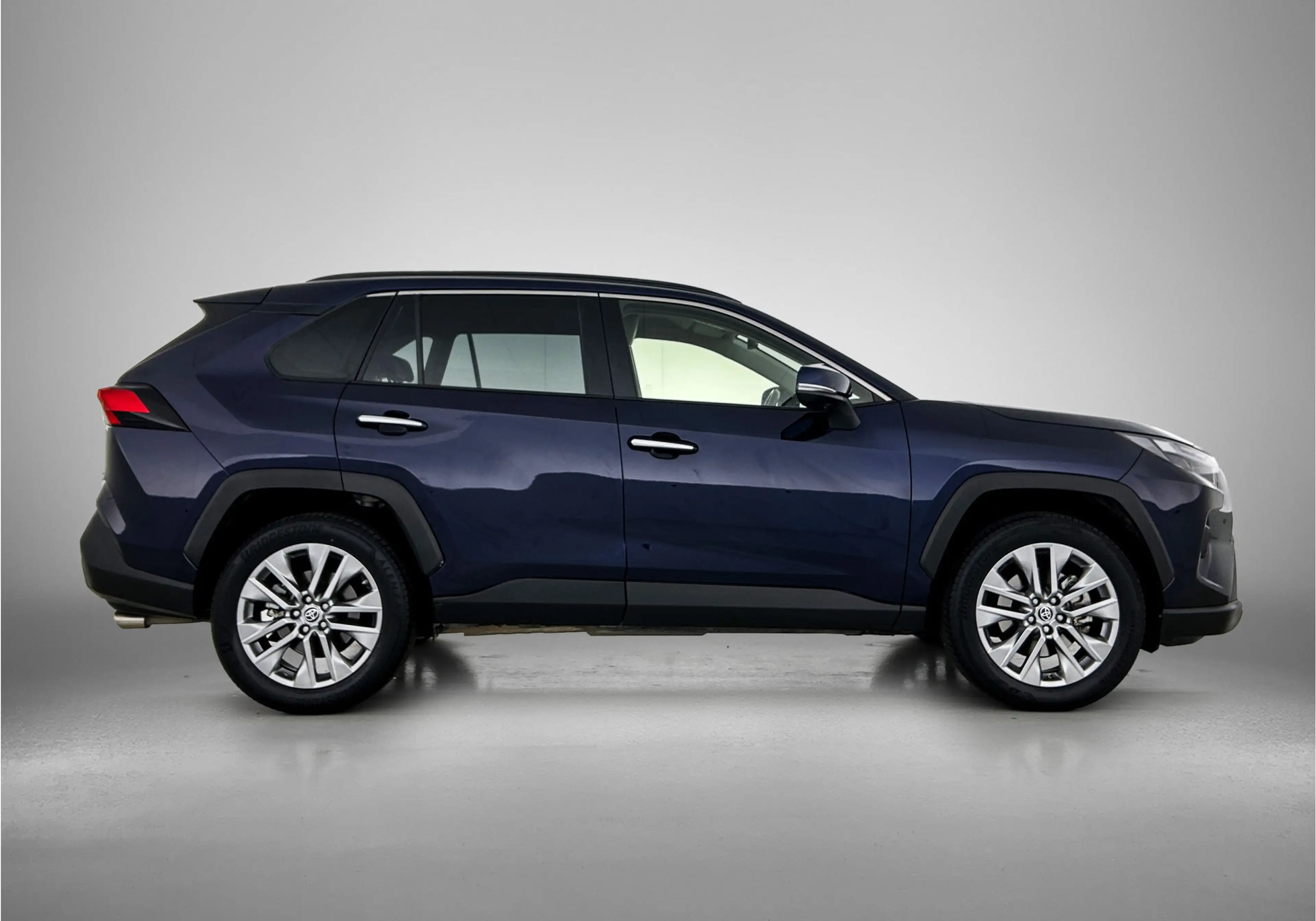 Toyota RAV 4 2.5 Hybrid AWD Executive — photo 11