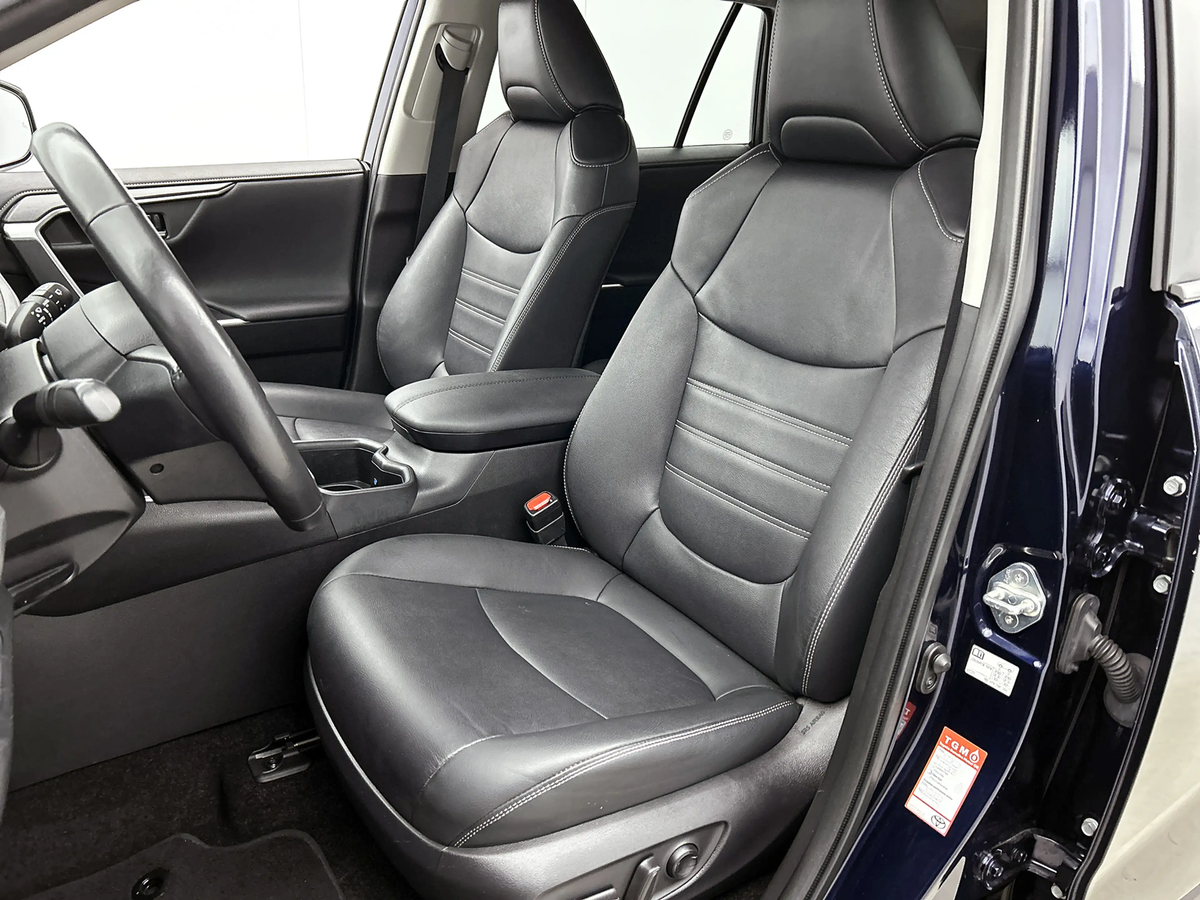 Toyota RAV 4 2.5 Hybrid AWD Executive — photo 15