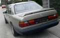 Mercedes-Benz 230 Mercedes Benz 230 E-124023 Silber - thumbnail 2