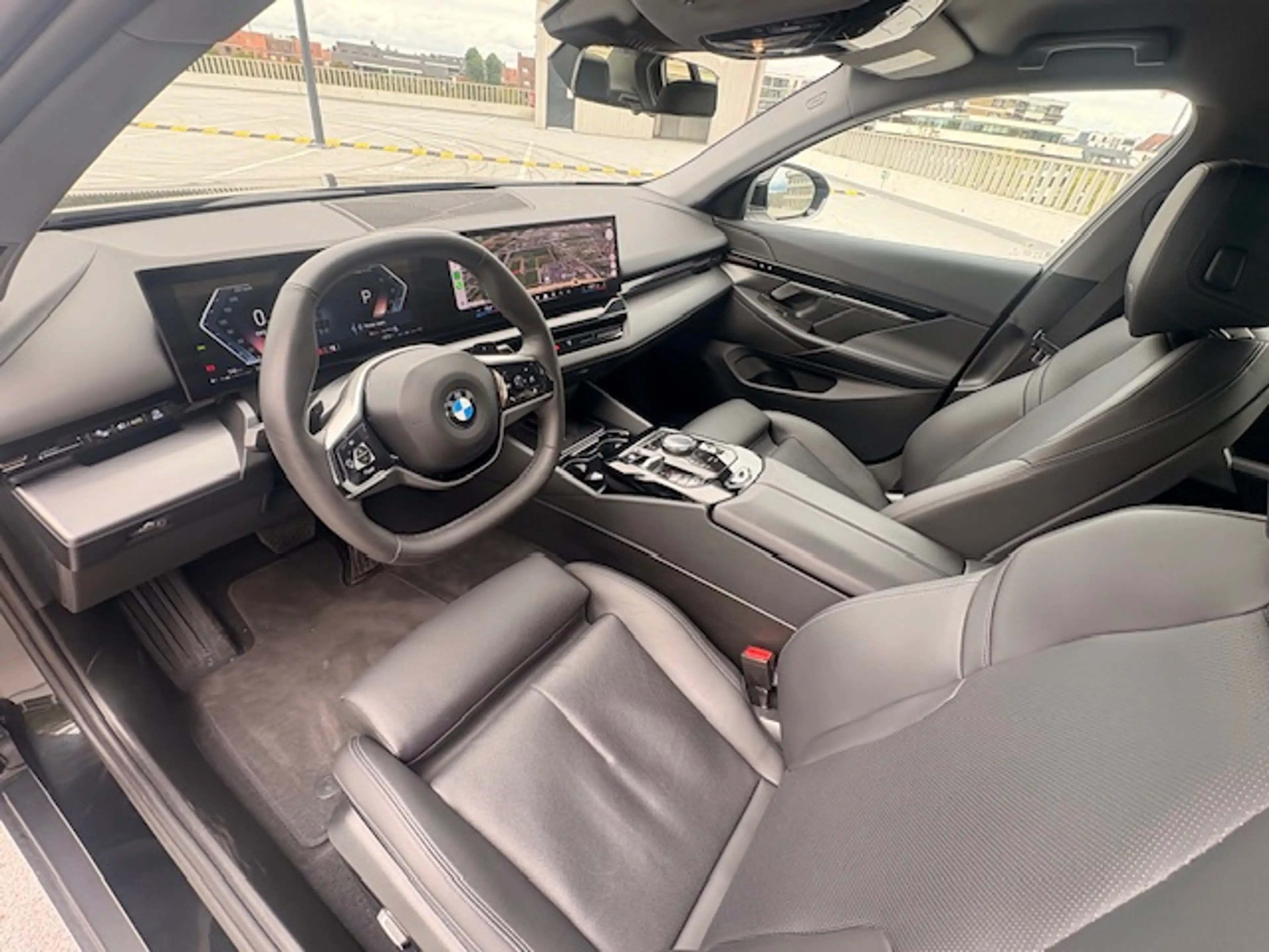BMW 520 520iA MHEV — photo 24