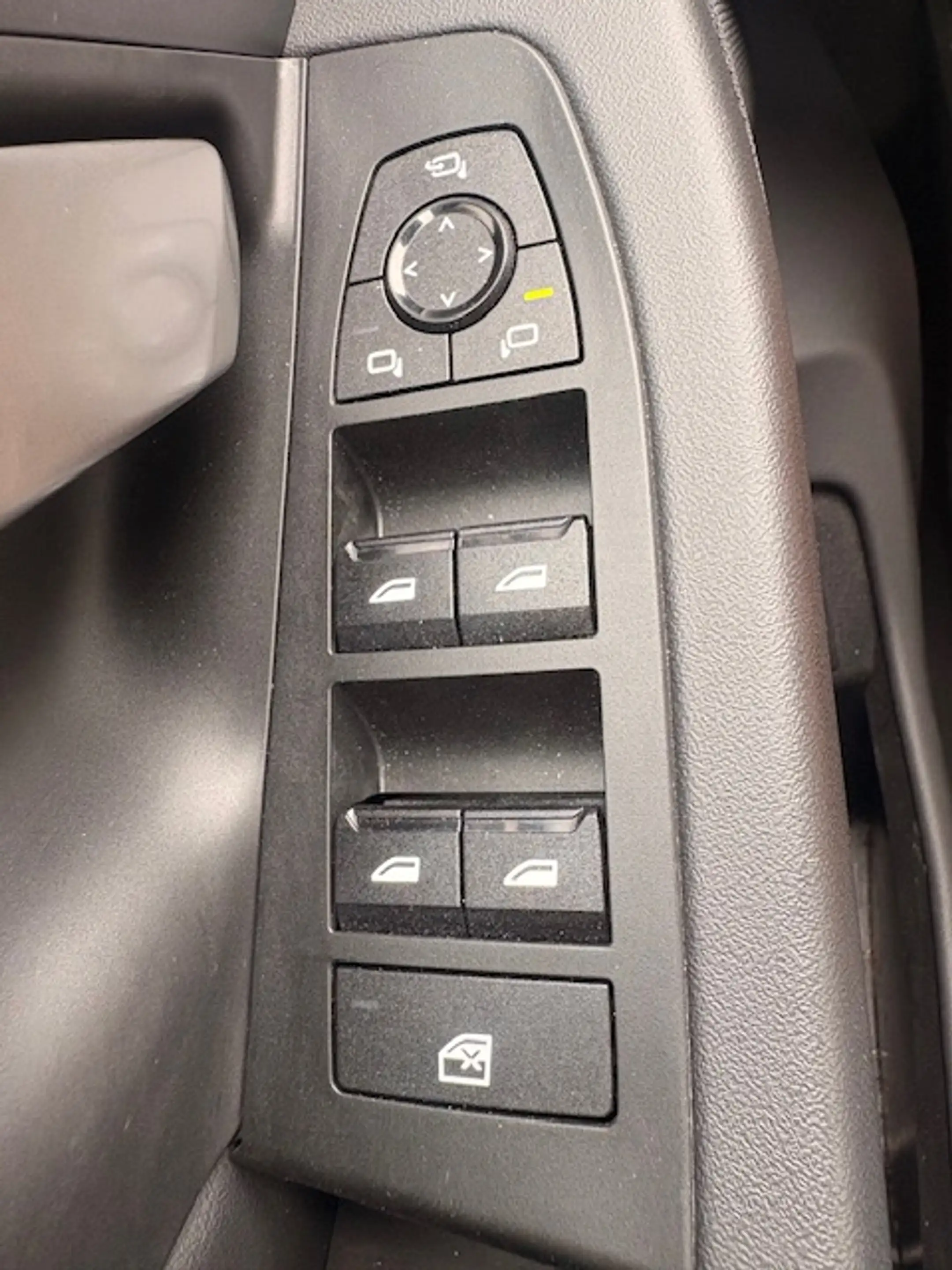 BMW 520 520iA MHEV — photo 16