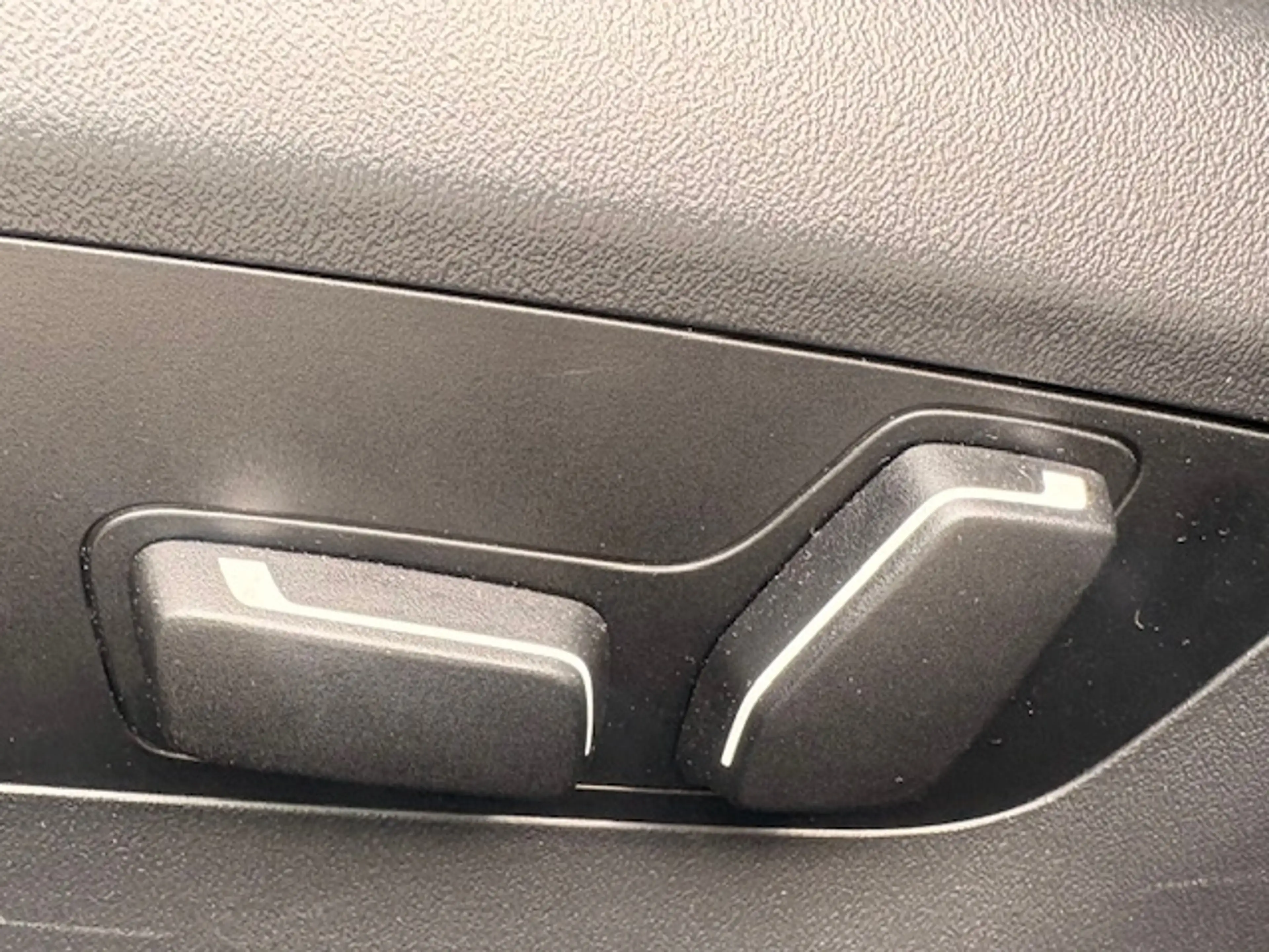 BMW 520 520iA MHEV — photo 22