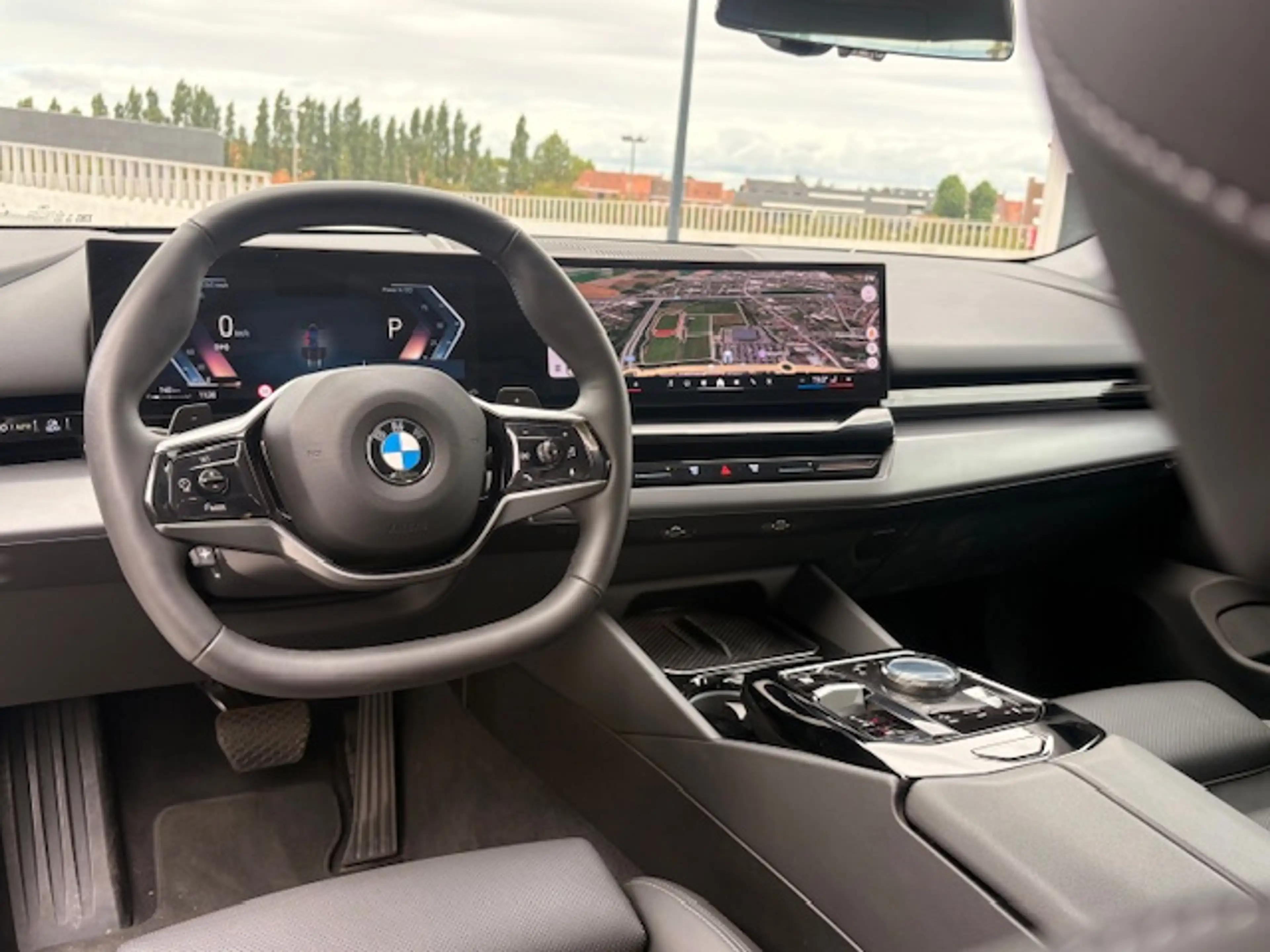 BMW 520 520iA MHEV — photo 27
