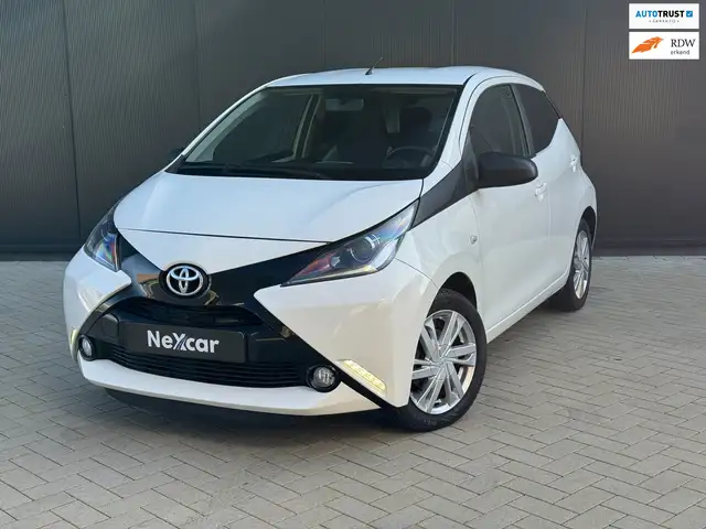 Toyota Aygo X X-CITE Carplay|5-deurs|Cruise|LM|