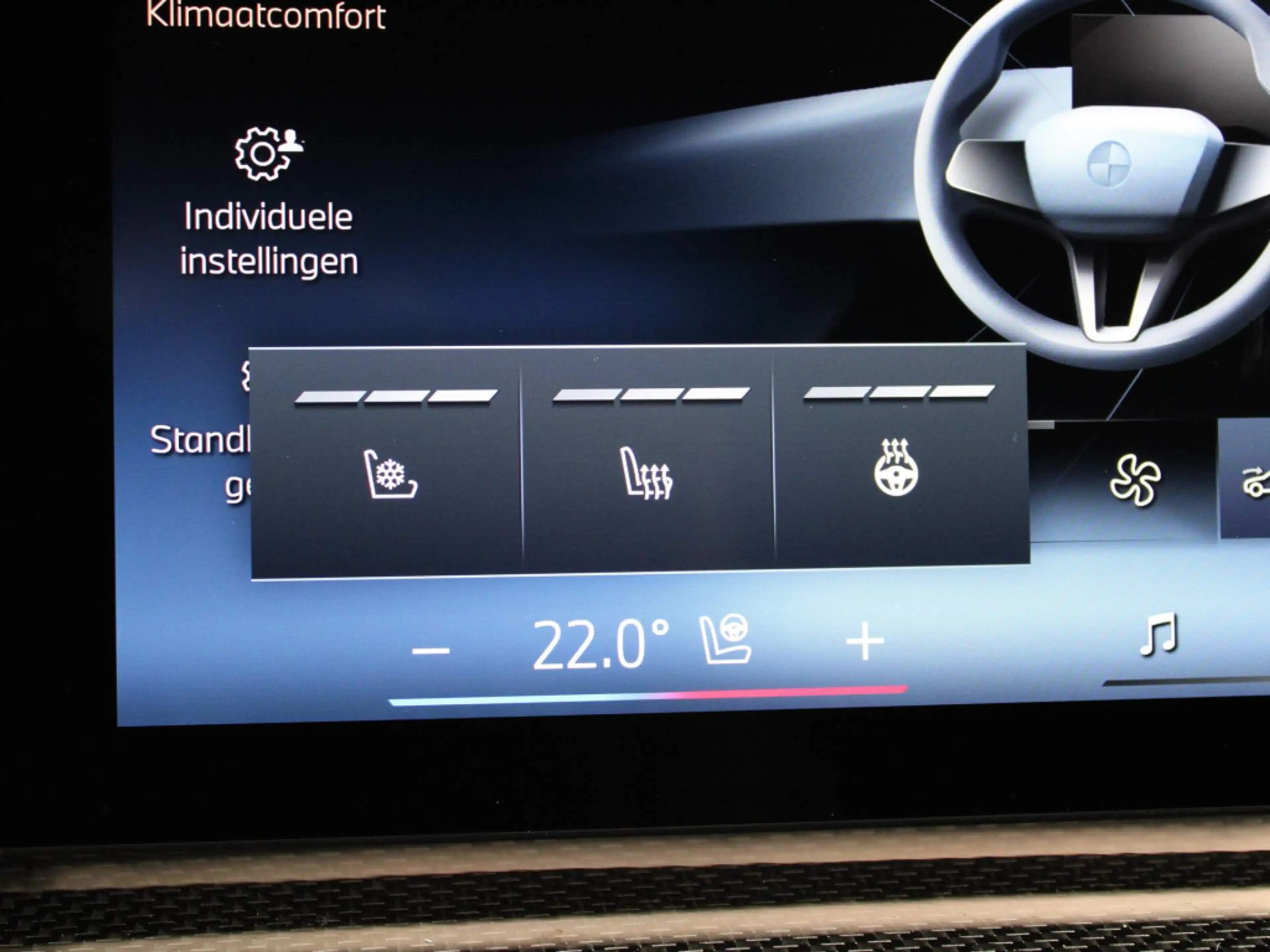 BMW i7 eDrive50 106 kWh — photo 14