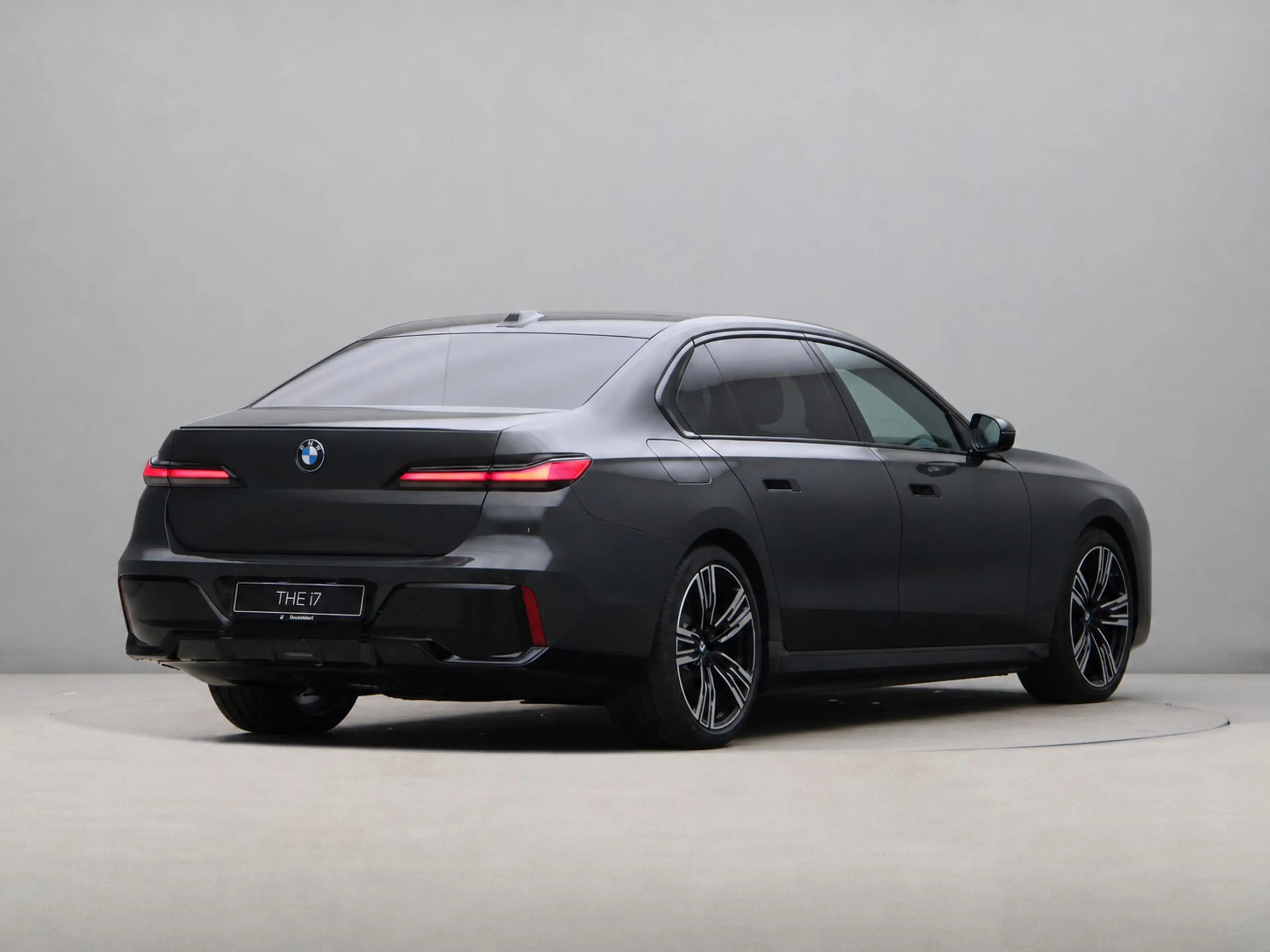 BMW i7 eDrive50 106 kWh — photo 9