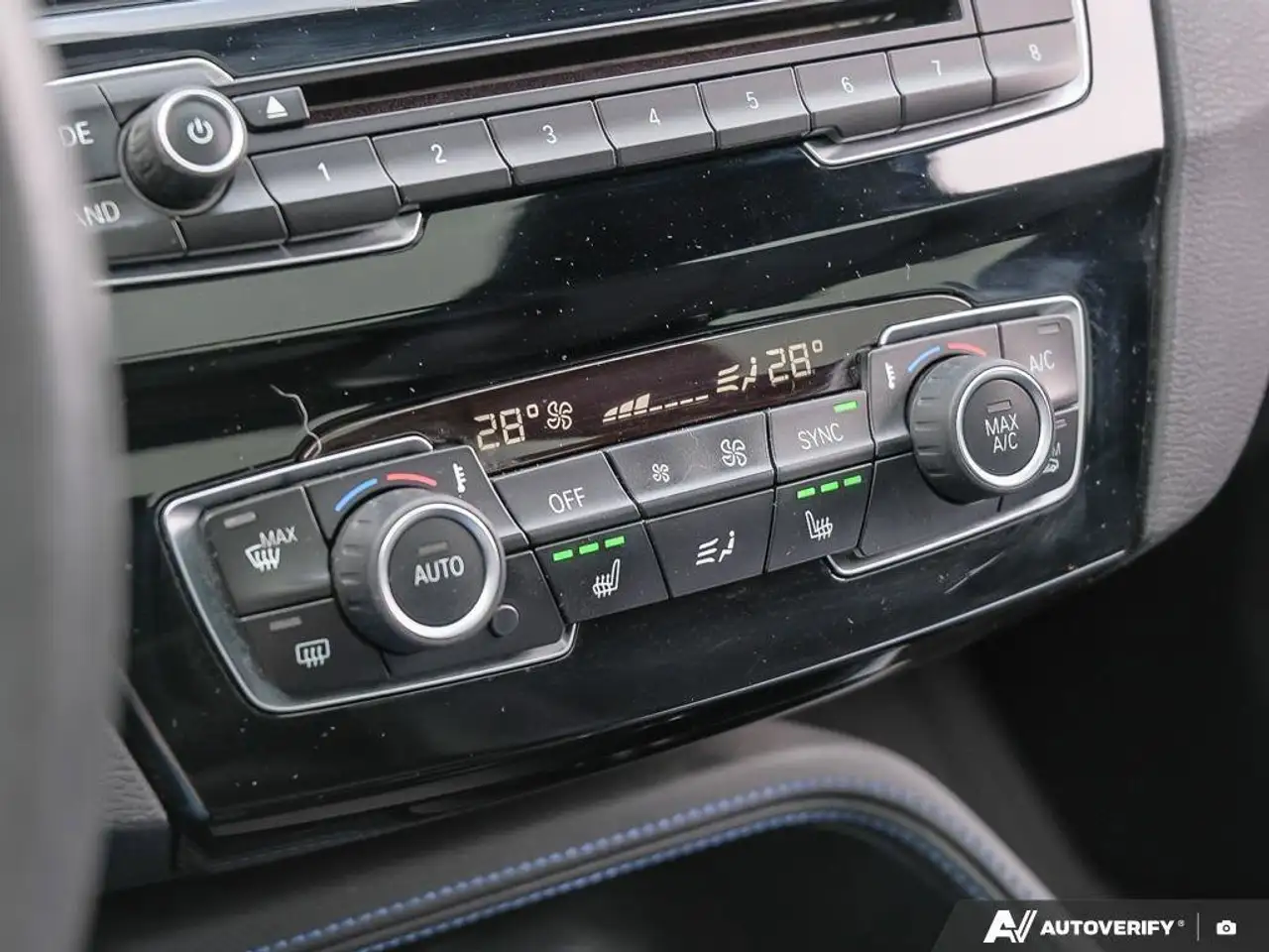 BMW X1 снимка BMW X1