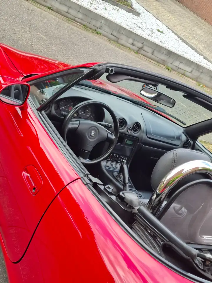 Mazda MX-5 1.6i, foto 12
