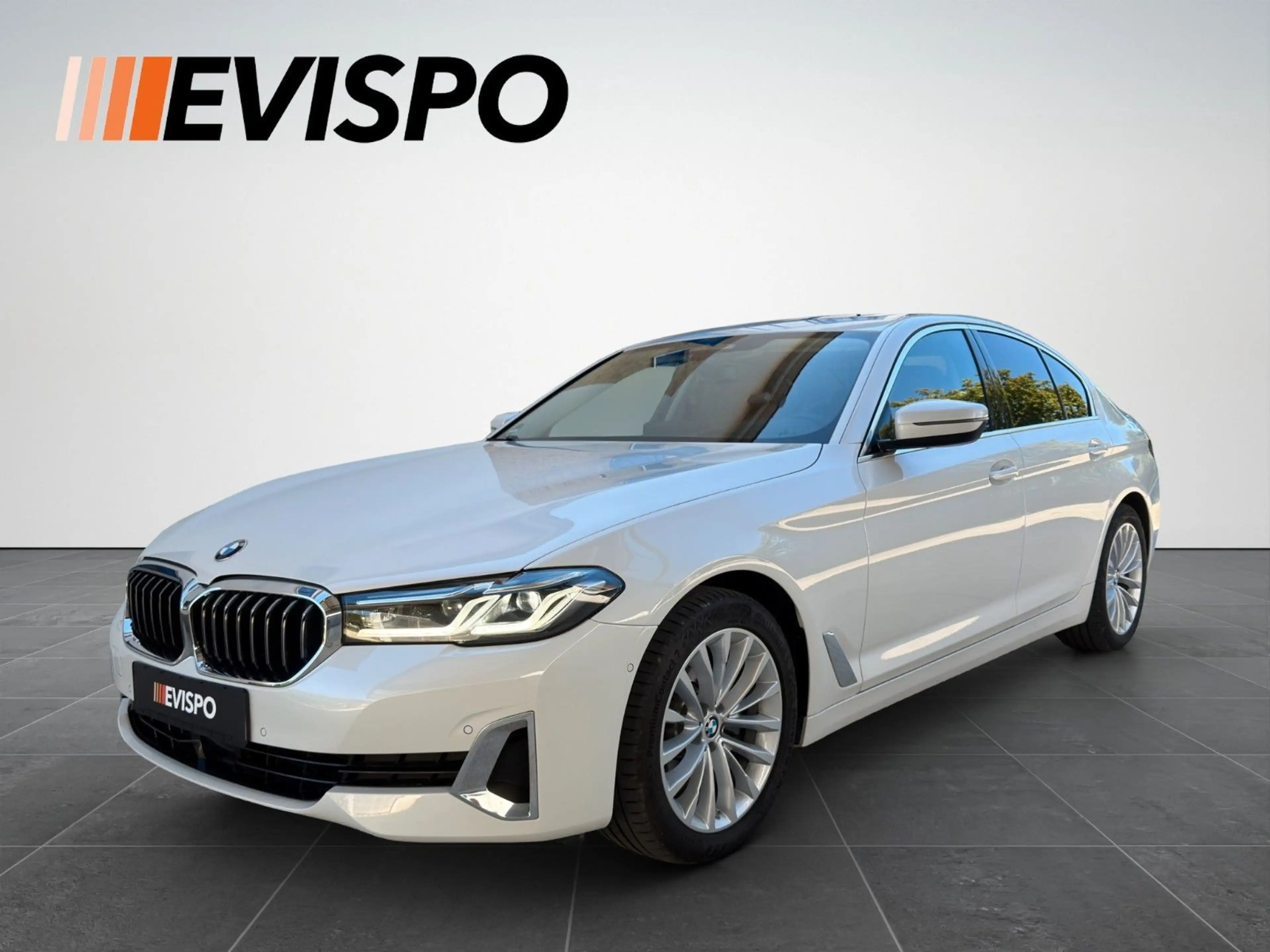 BMW 520 d Luxury Line*HUD*Memory*Schiebedach*LASER* — photo 3