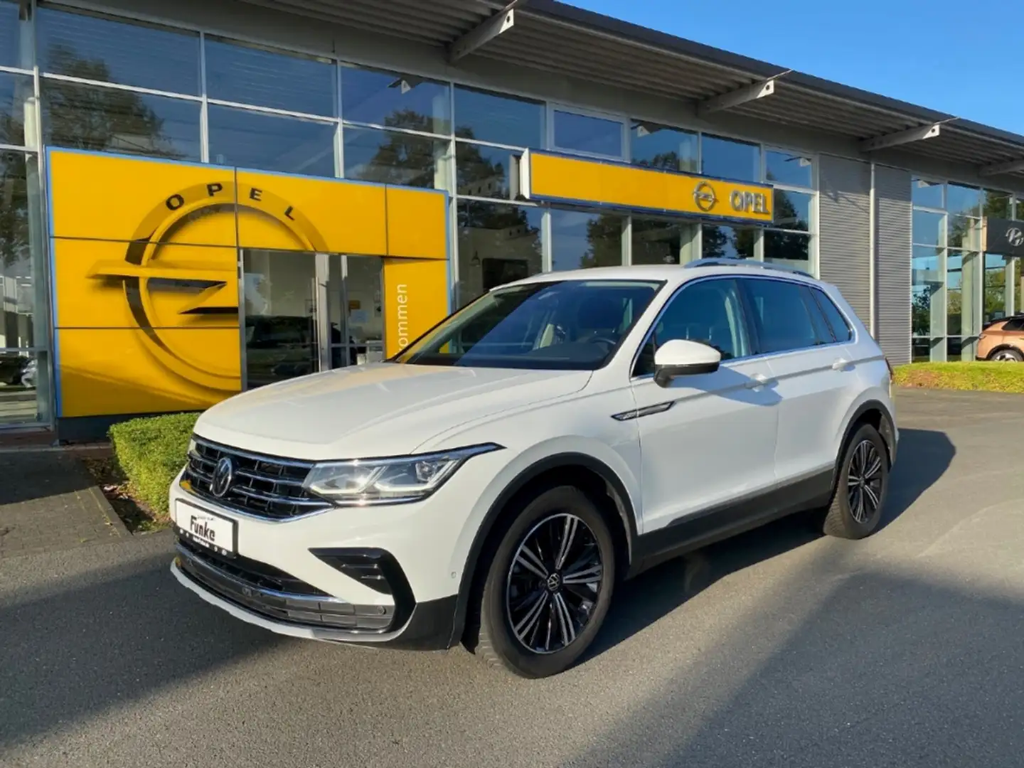Volkswagen Tiguan Elegance 1.5 TSI AT BMT Start-Stopp EU6d Navi Digi Blanco - 1
