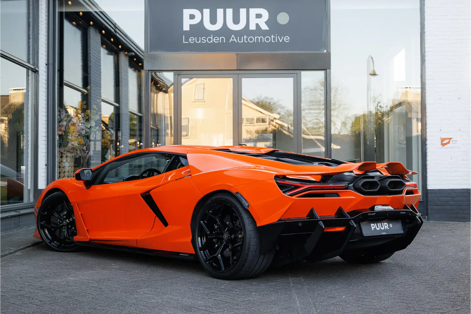 Lamborghini Revuelto 6.5 V12 ''Aranico Apodis'' Orig. NL - Passenger Di Orange - 2