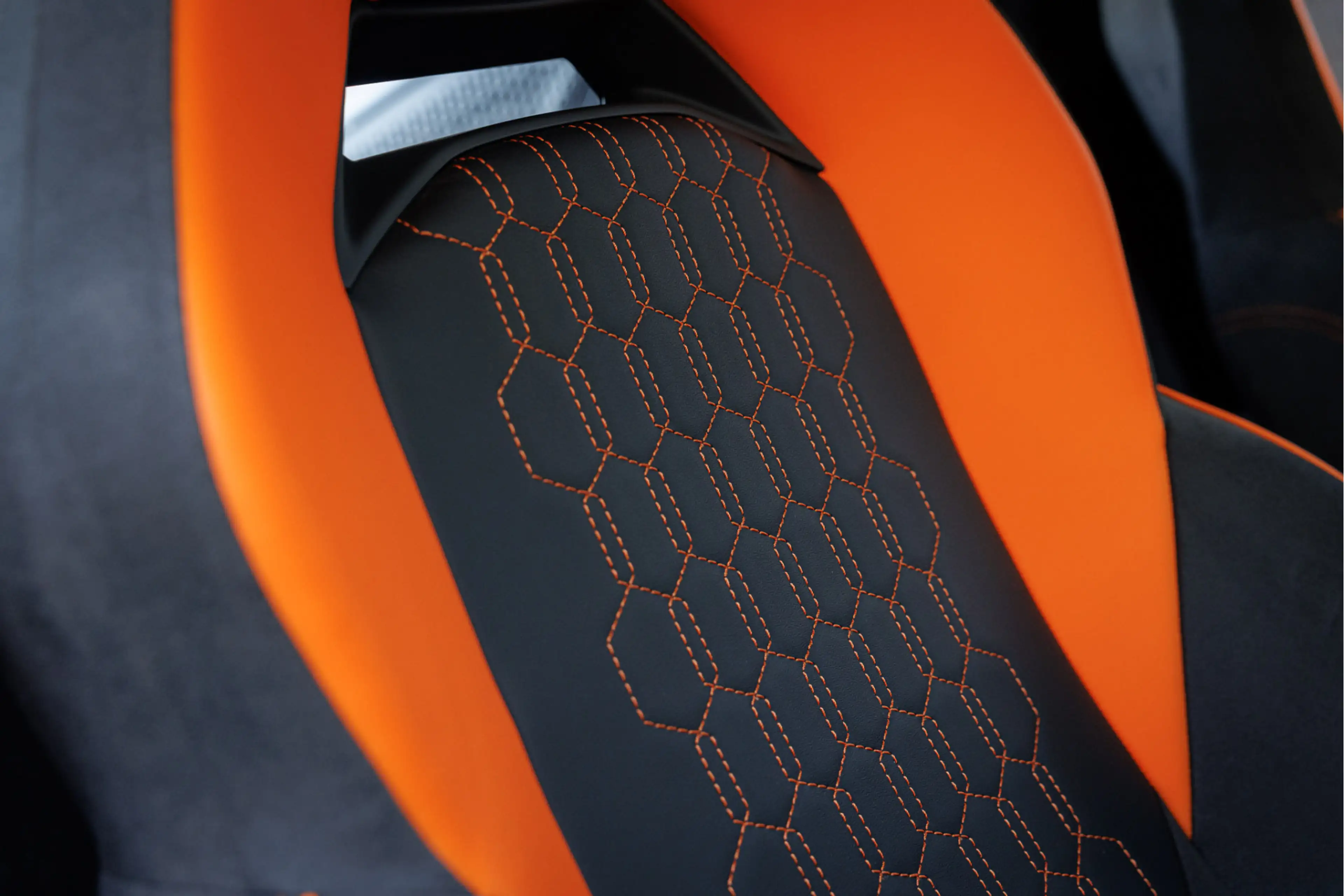 Lamborghini Revuelto 6.5 V12 ''Aranico Apodis'' Orig. NL - Passenger Di — photo 23