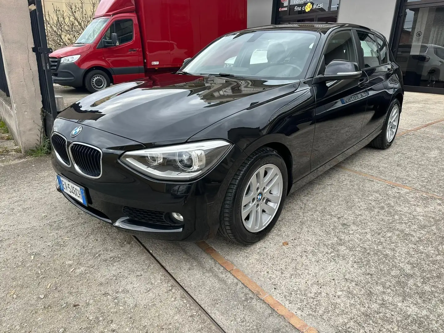 BMW 116 116d 5p Business Nero - 1