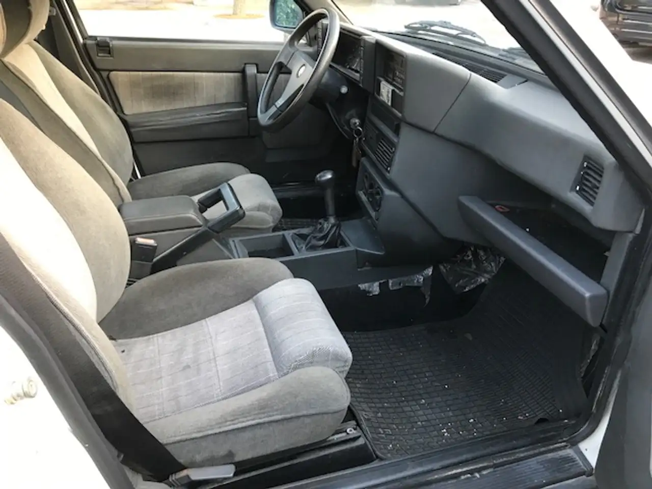Alfa Romeo 75 1.8 IE Lusso con Aria cond. originale, foto 10