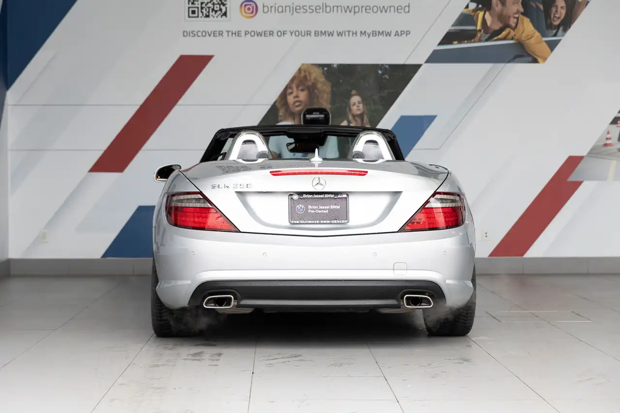 Mercedes-Benz SLK снимка Mercedes-Benz SLK