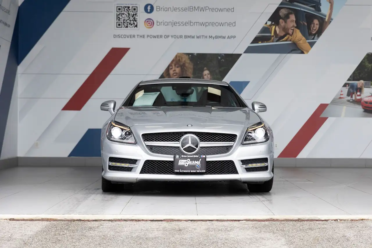 Mercedes-Benz SLK снимка Mercedes-Benz SLK