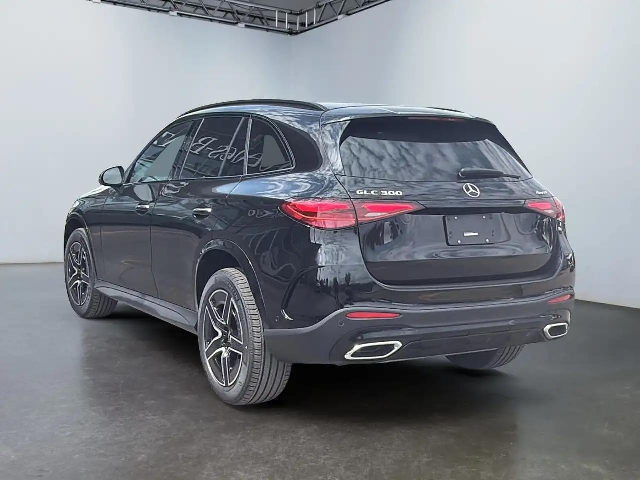 Mercedes-Benz GLC снимка Mercedes-Benz GLC