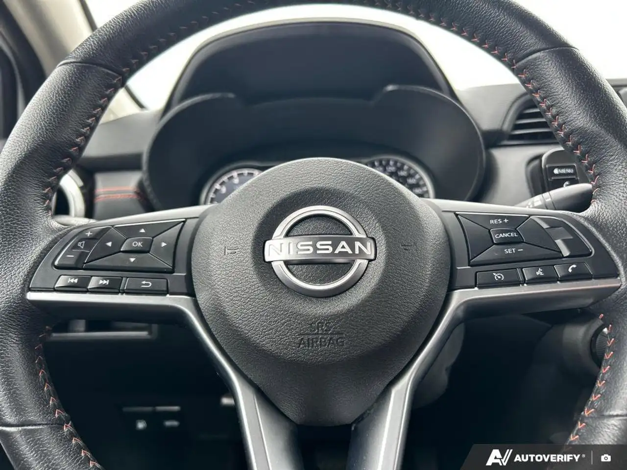 Nissan Versa снимка Nissan Versa