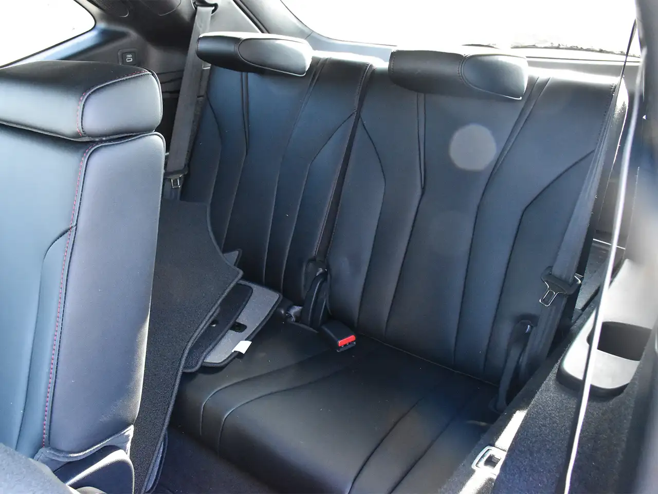 Acura MDX снимка Acura MDX