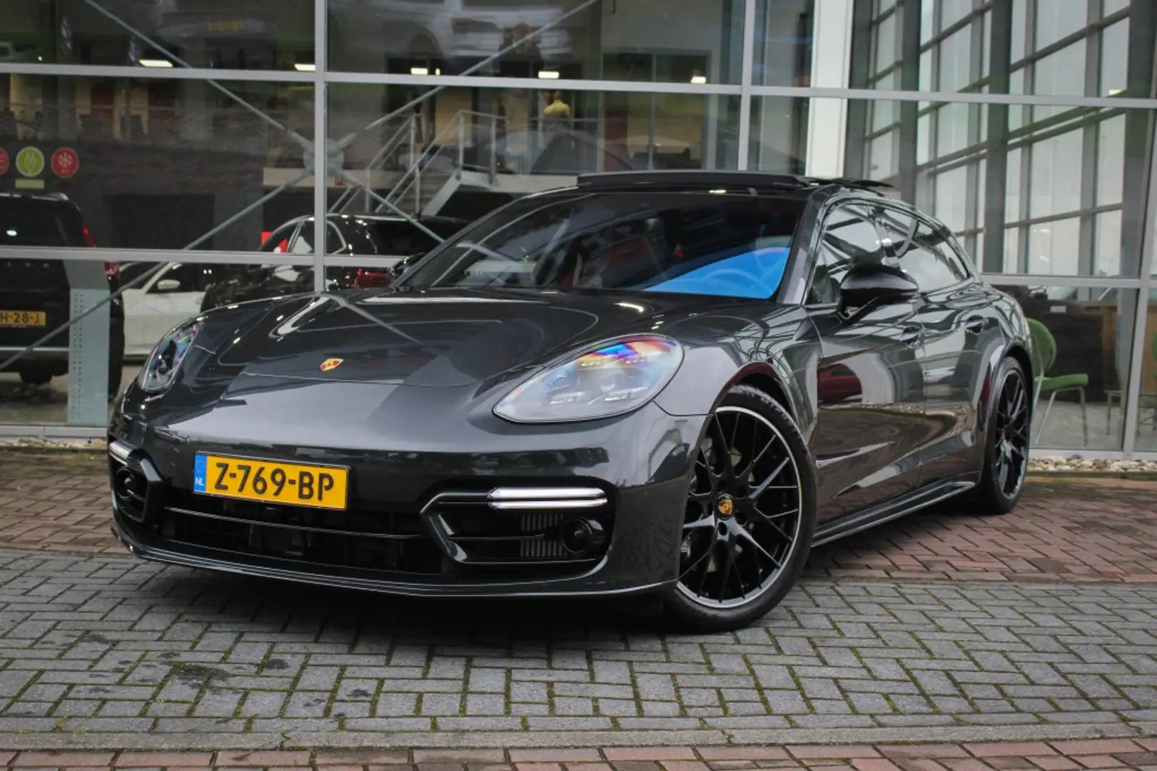 Porsche Panamera Sport Turismo 2.9 4 E-Hybrid PlEd | PANO | 5000KM! Grau - 1
