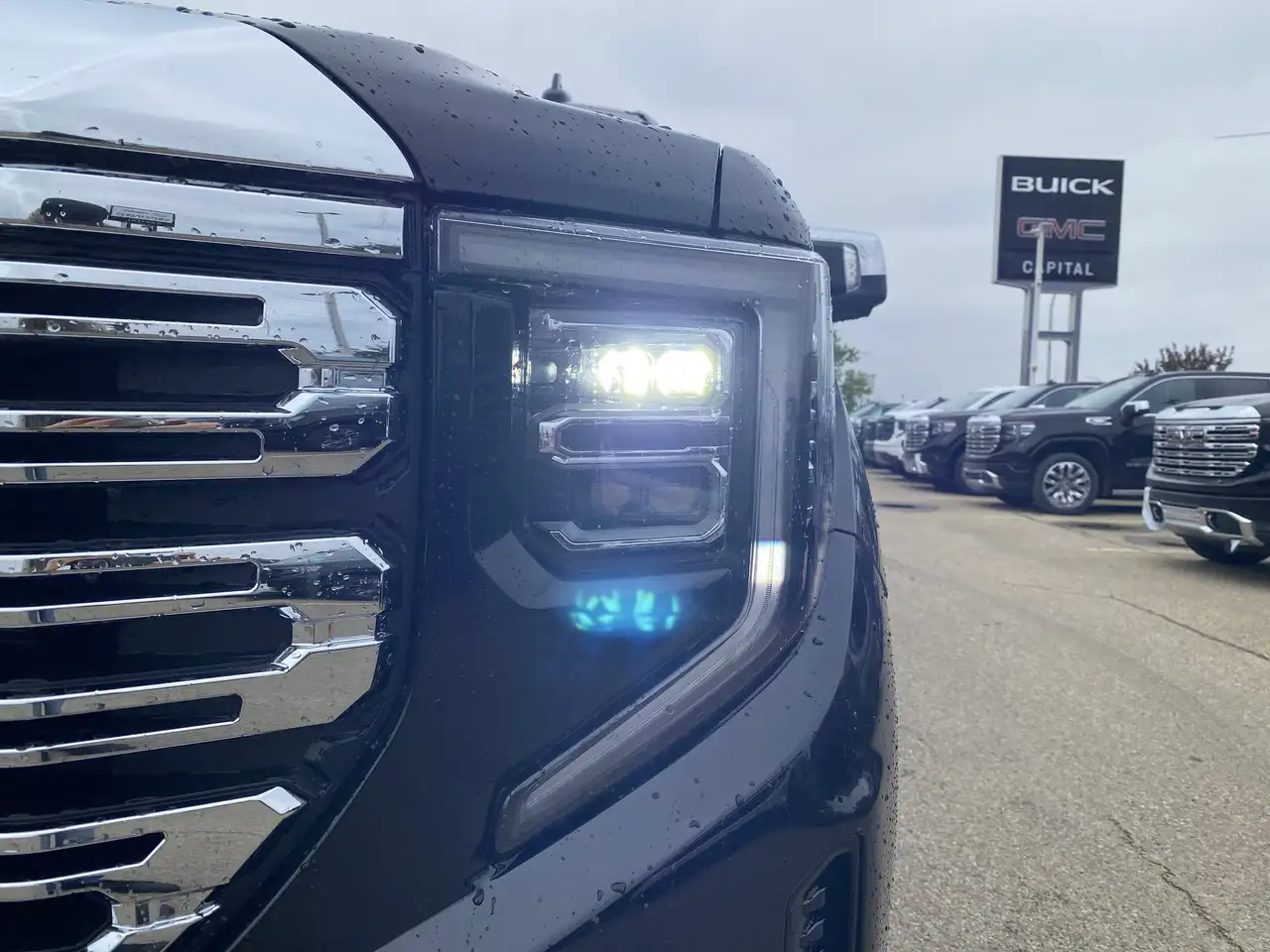 GMC Sierra 1500 снимка GMC Sierra 1500