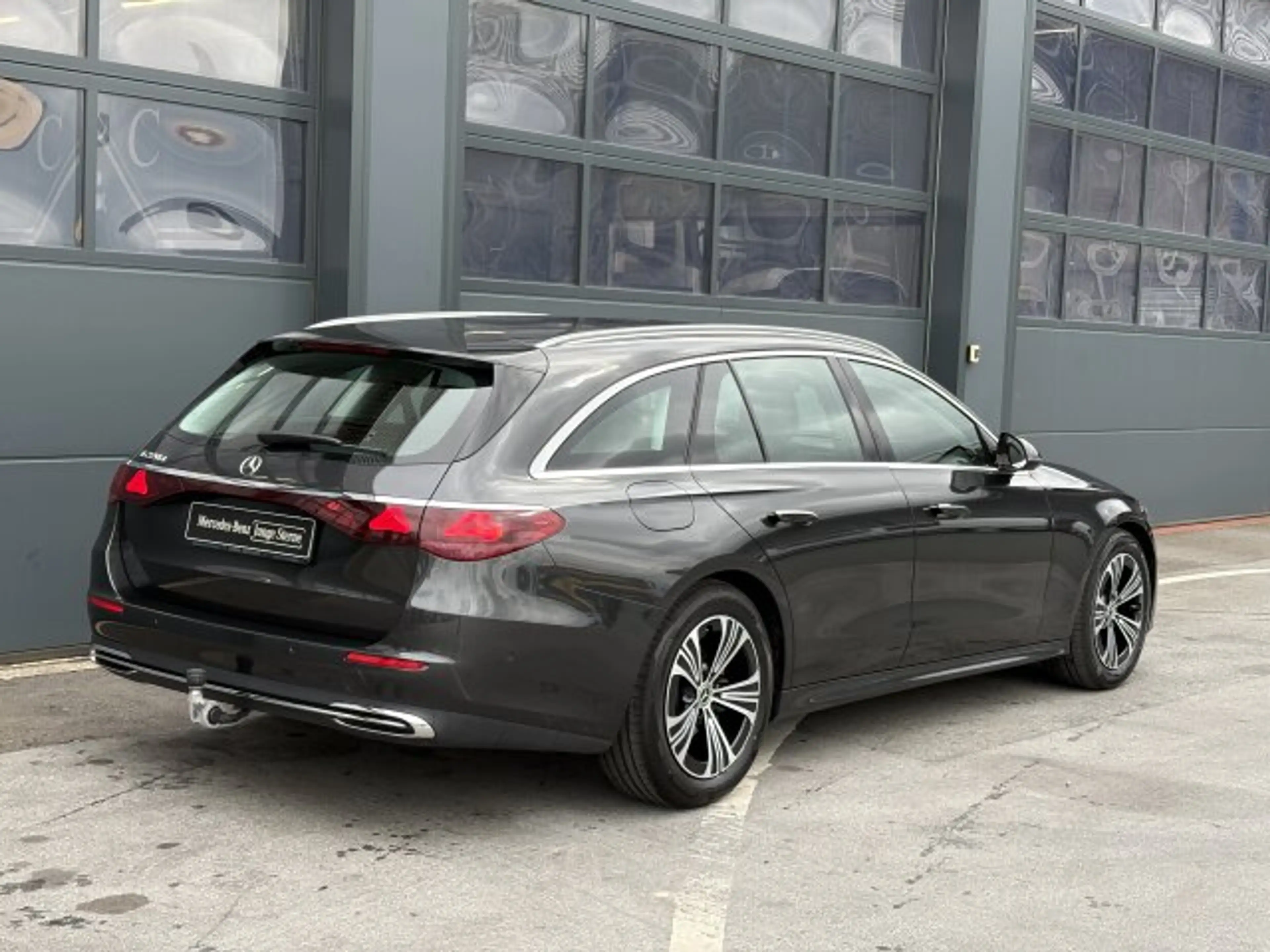 Mercedes-Benz E 220 E 220dT AVANTGARDE Advanced AHK Distronic Kamera — photo 6
