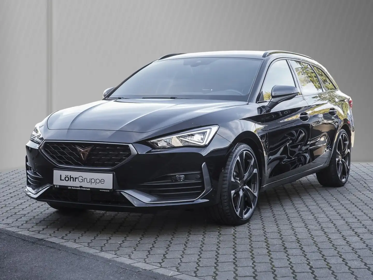 CUPRA Leon ST 1.4 e-hybrid DSG VZ Schwarz - 2