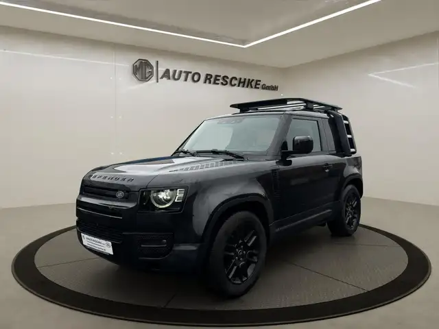 Land Rover Defender 90 D250 SE