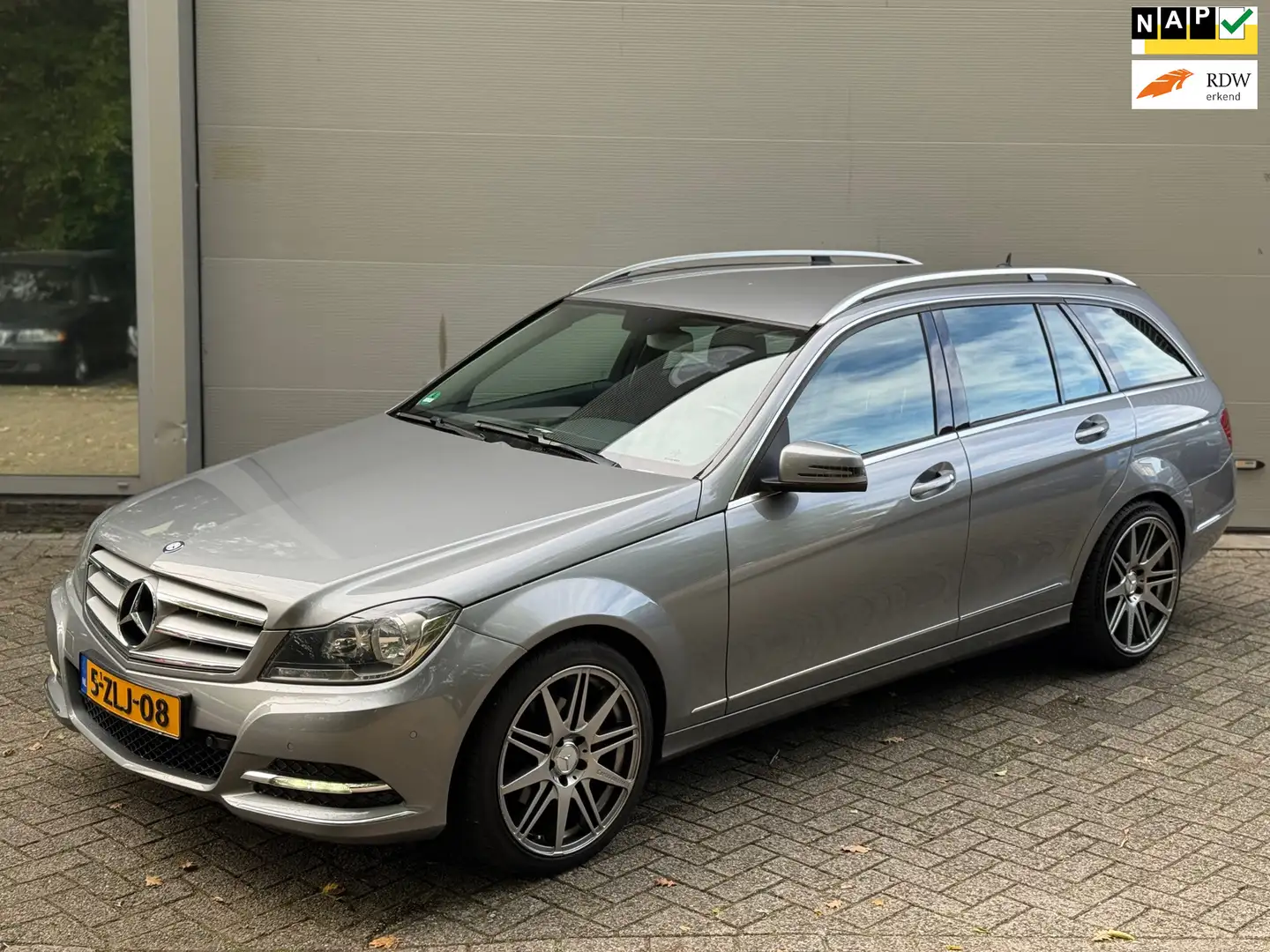 Mercedes-Benz C 220 Estate CDI Prestige Avantgarde Edition C l Carlsso Gris - 1
