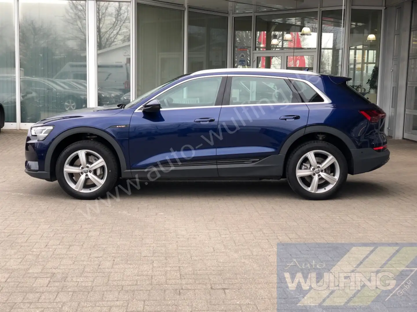 Audi e-tron 50 Quattro AHK Standhzg. Blau - 2