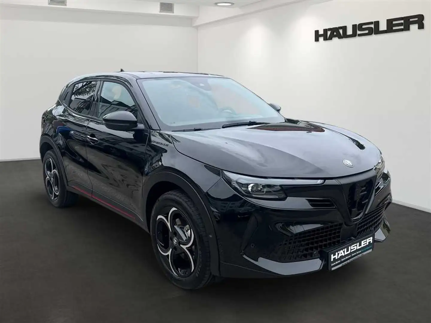 Alfa Romeo Junior 1.2T Hybrid Speciale LED PDC Kamera Navi Sitzheizu Noir - 2